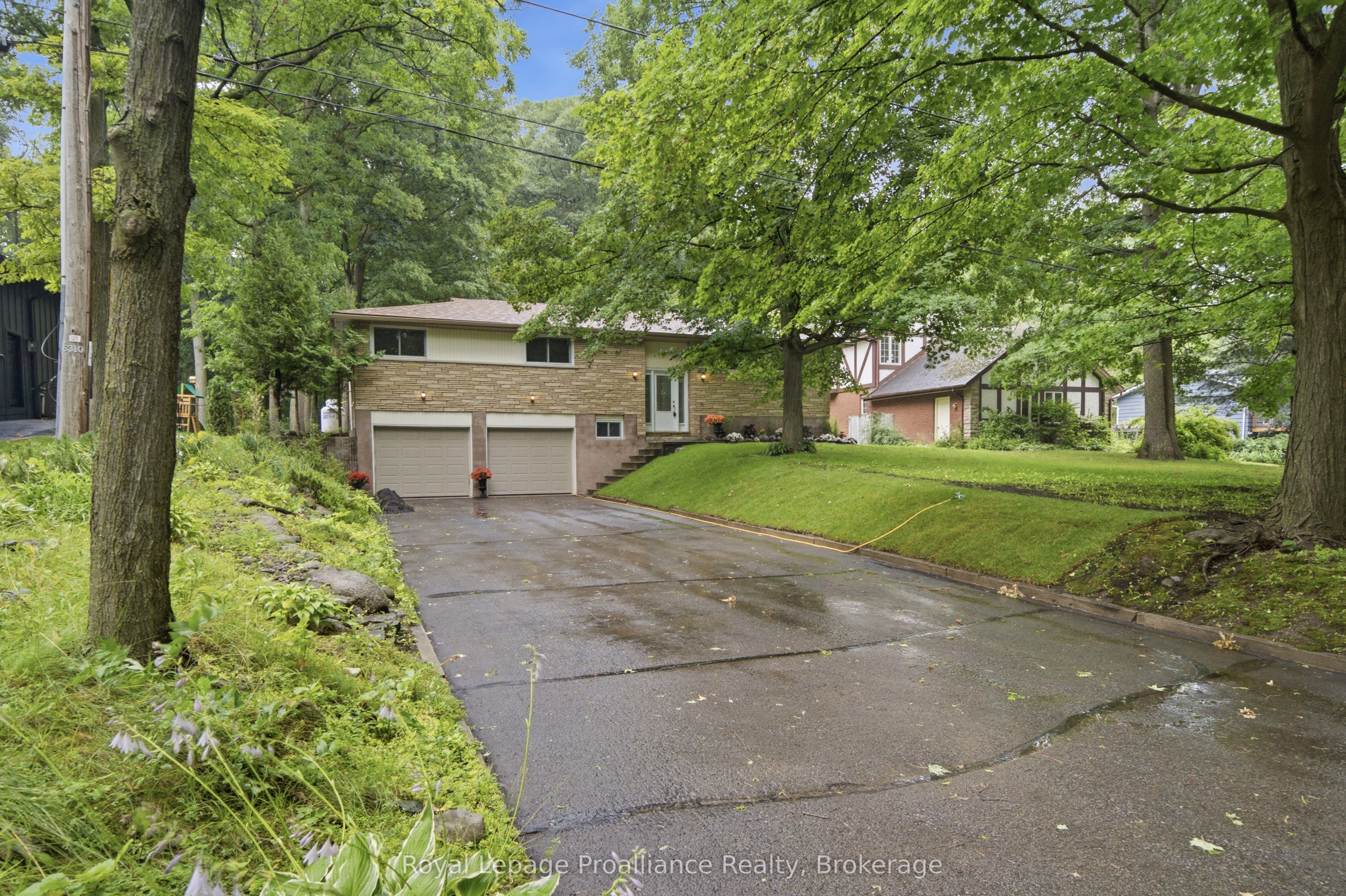 156 Pinehill Crescent, Belleville, ON K0K 3E0 photo 2
