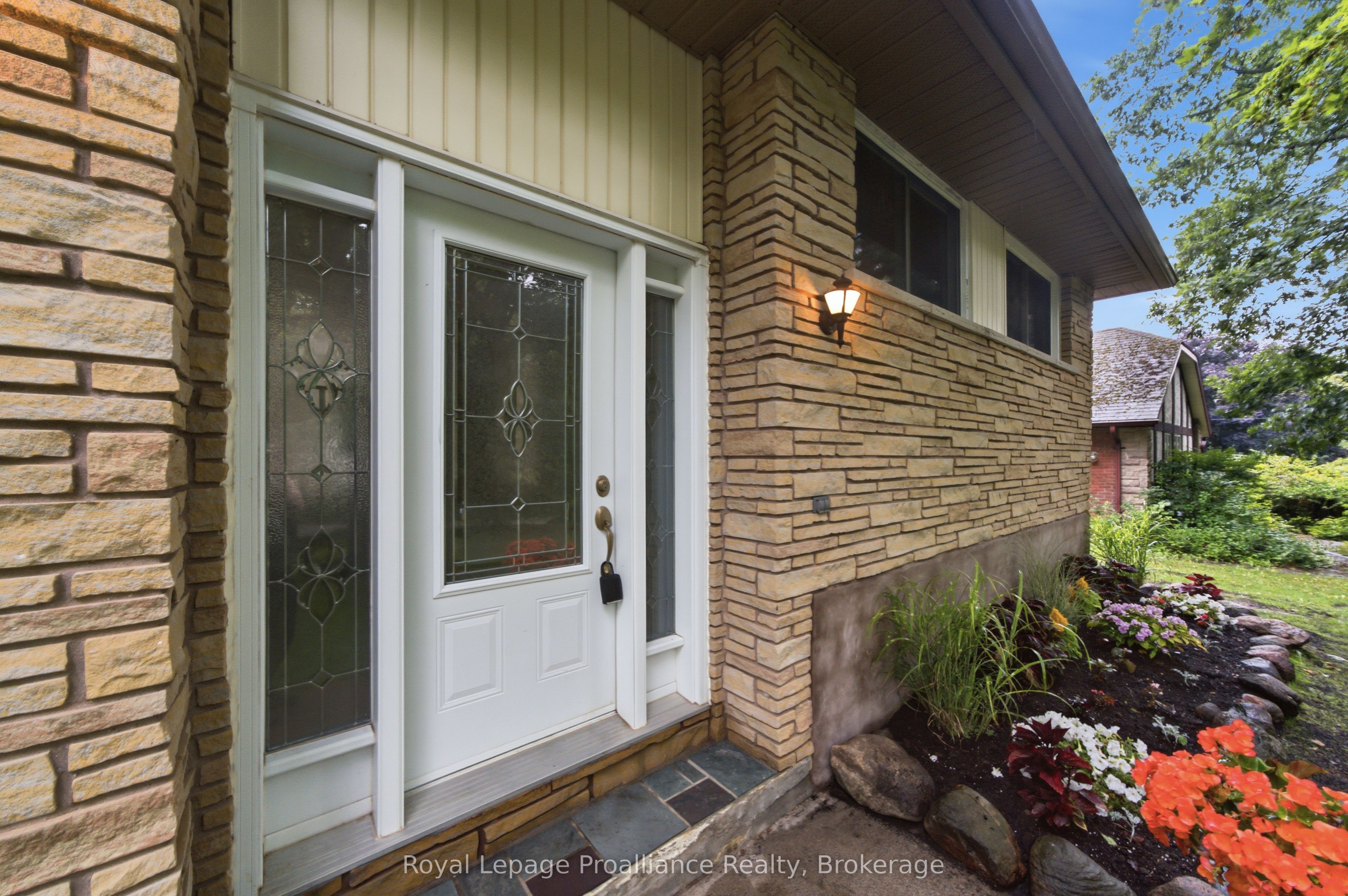 156 Pinehill Crescent, Belleville, ON K0K 3E0 photo 5