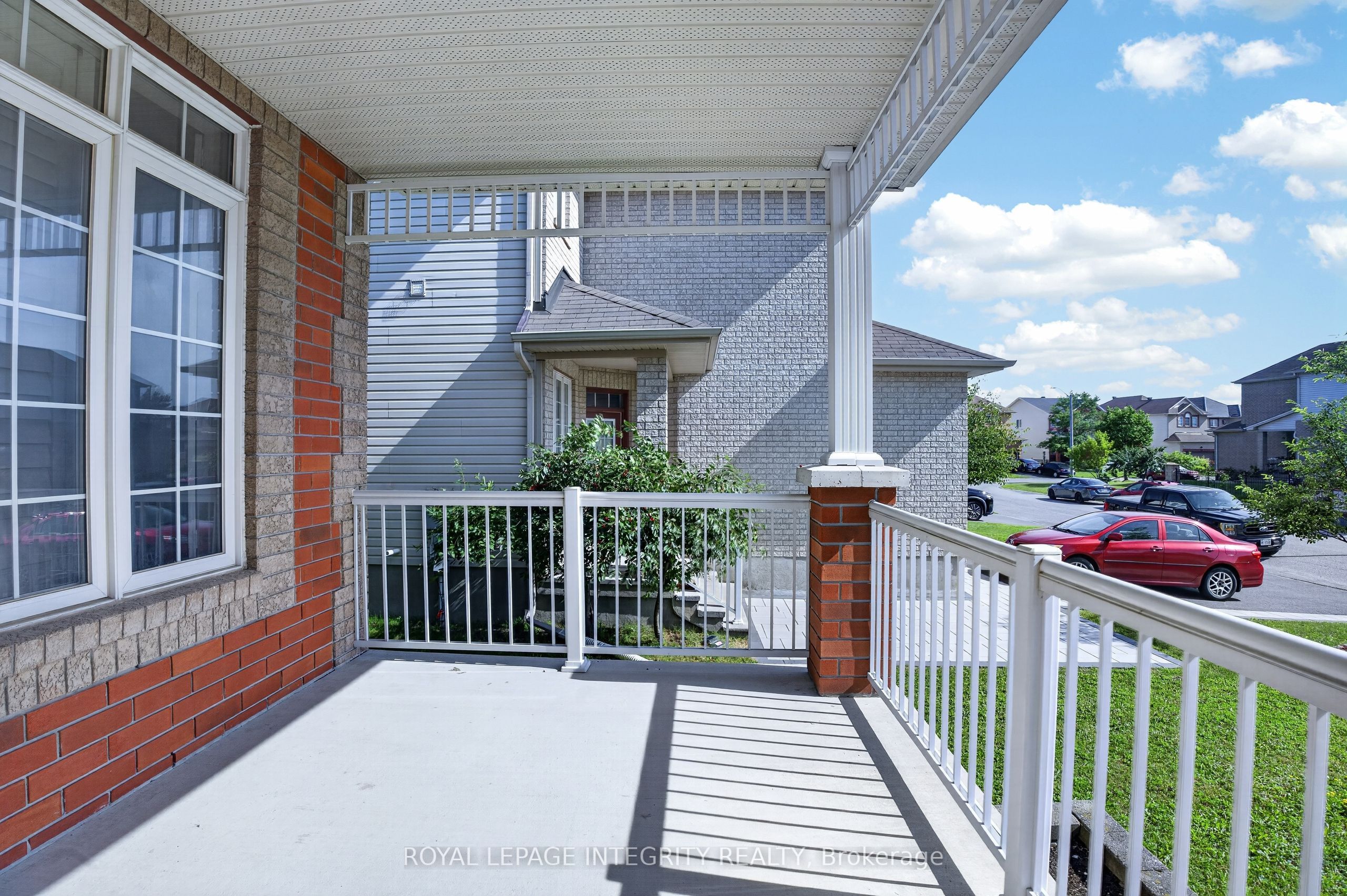 275 Kiwanis Court, Hunt Club - South Keys and Area, ON K1T 0H7 photo 4