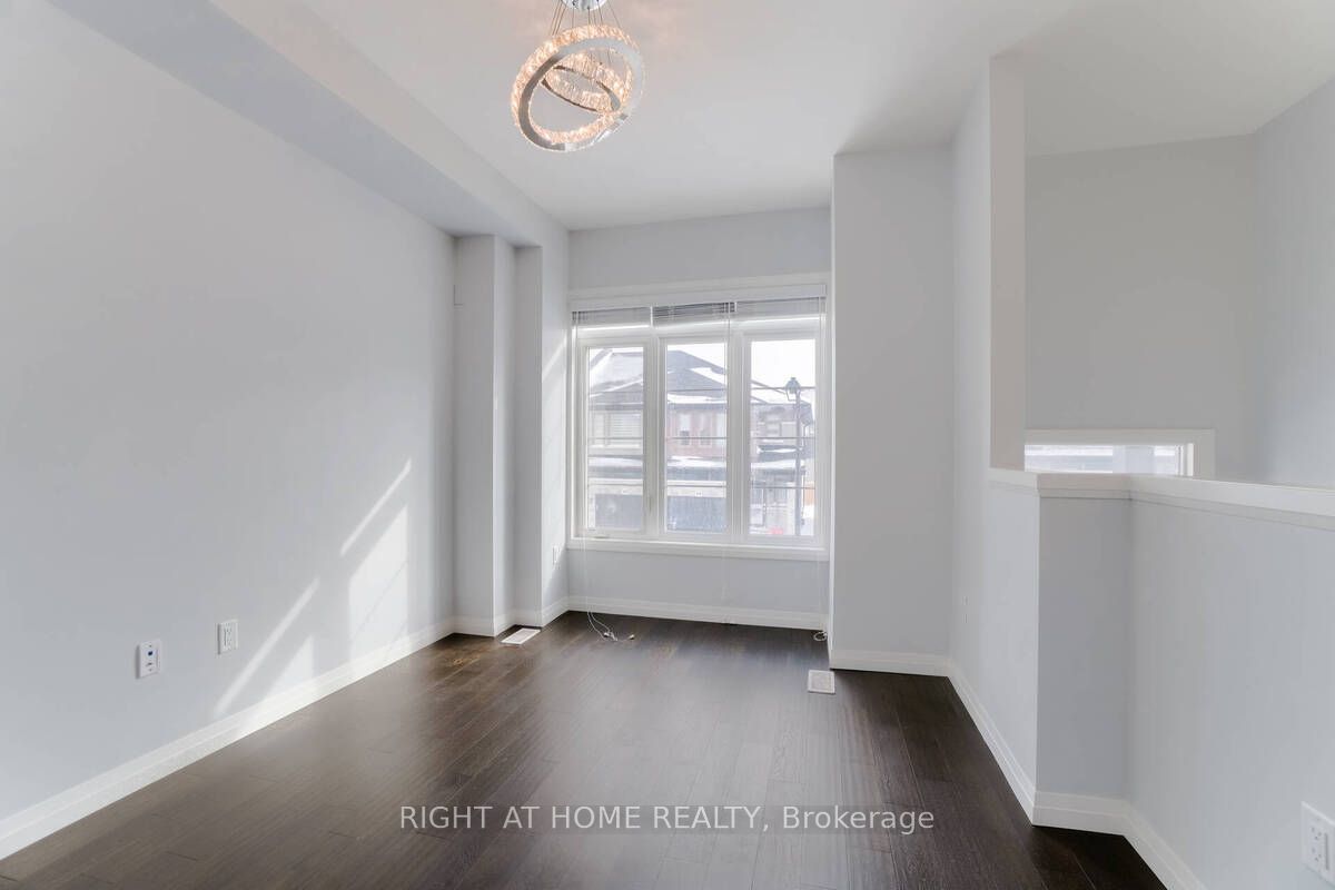 30 Times Square Boulevard 63, Hamilton, ON L8J 0M1 photo 5