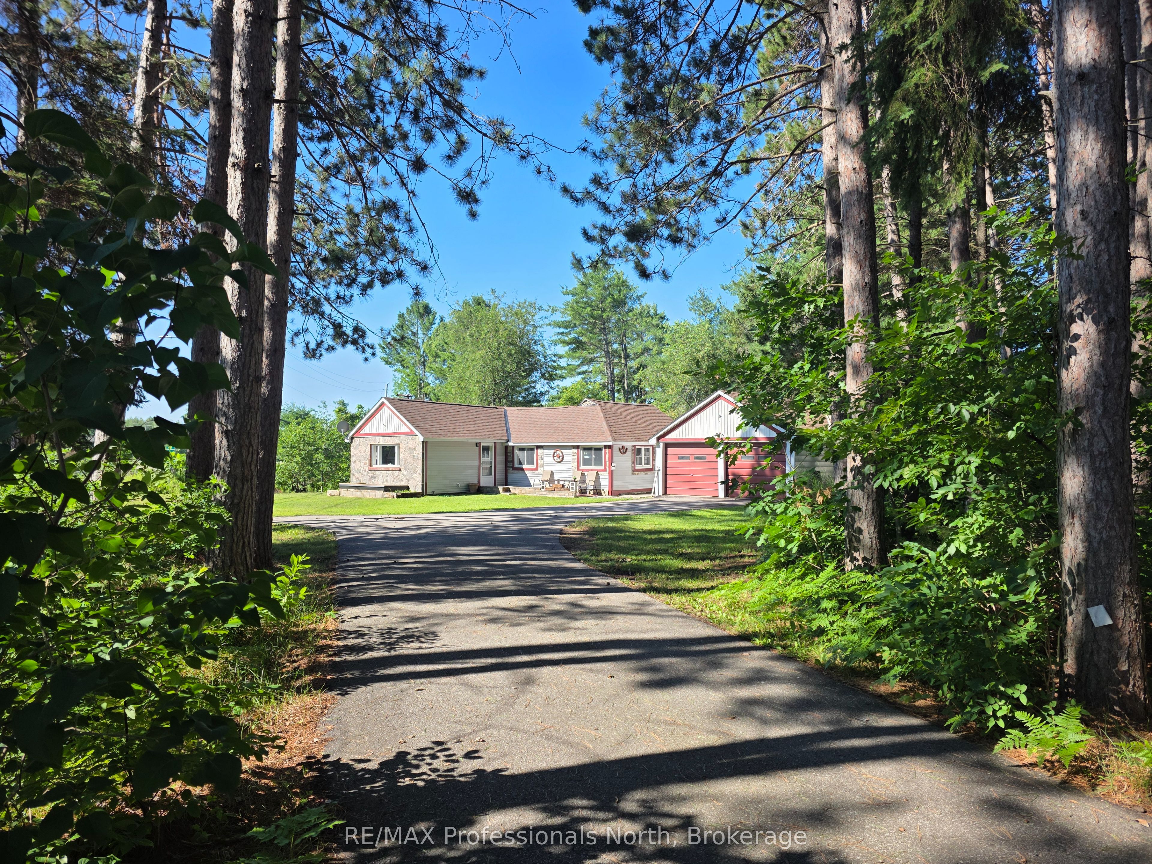 1007 West Road, Minden Hills, ON K0M 2K0