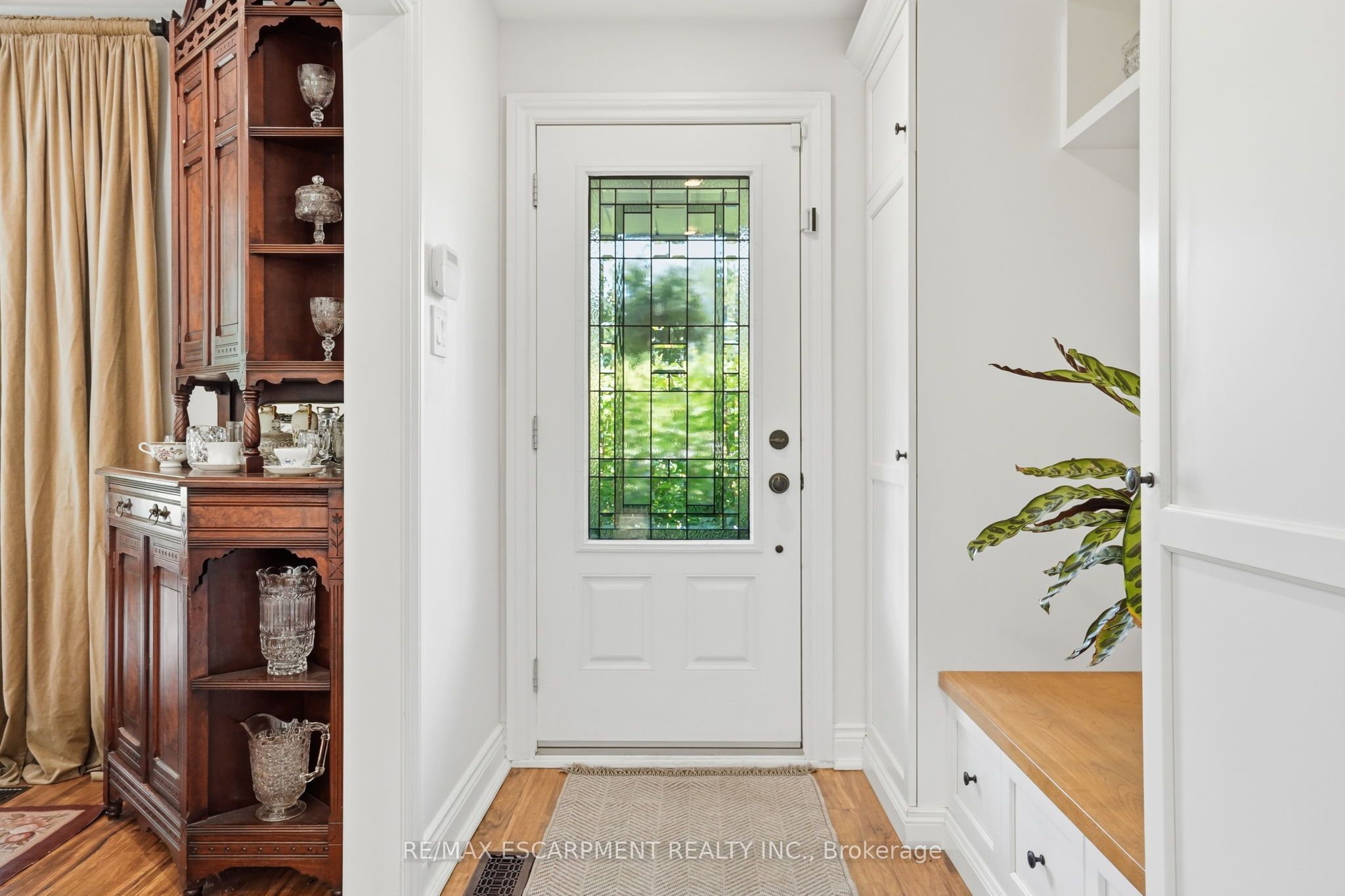 2 Jameson Drive, Hamilton, ON L9H 5A2 photo 5