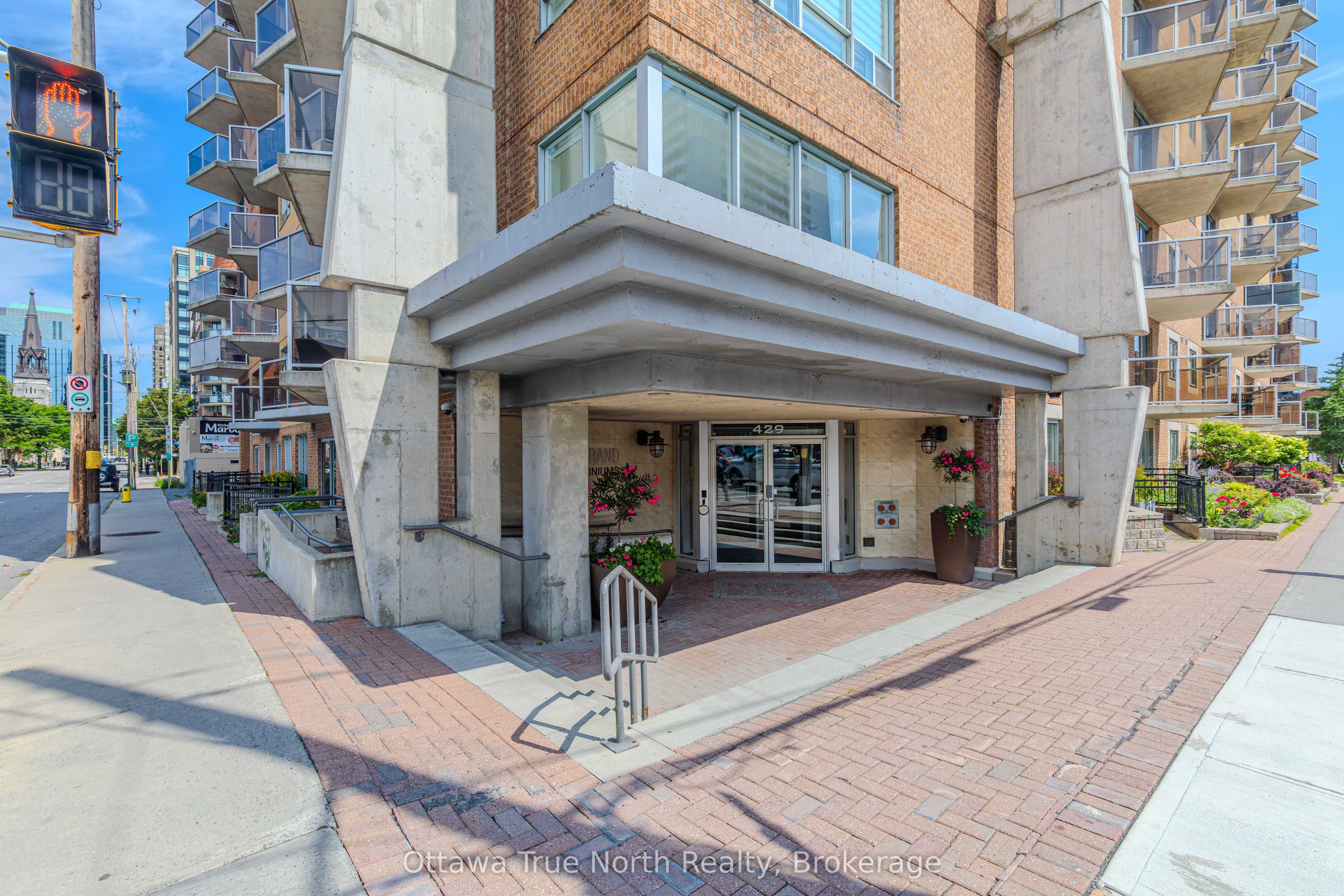 429 Somerset Street W 507, Ottawa Centre, ON K2P 2P5 photo 3