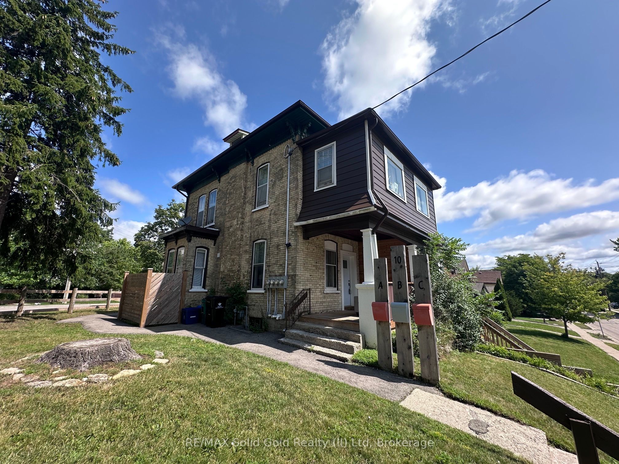 10 Shanley Street, Kitchener, ON N2H 5N8 photo 2