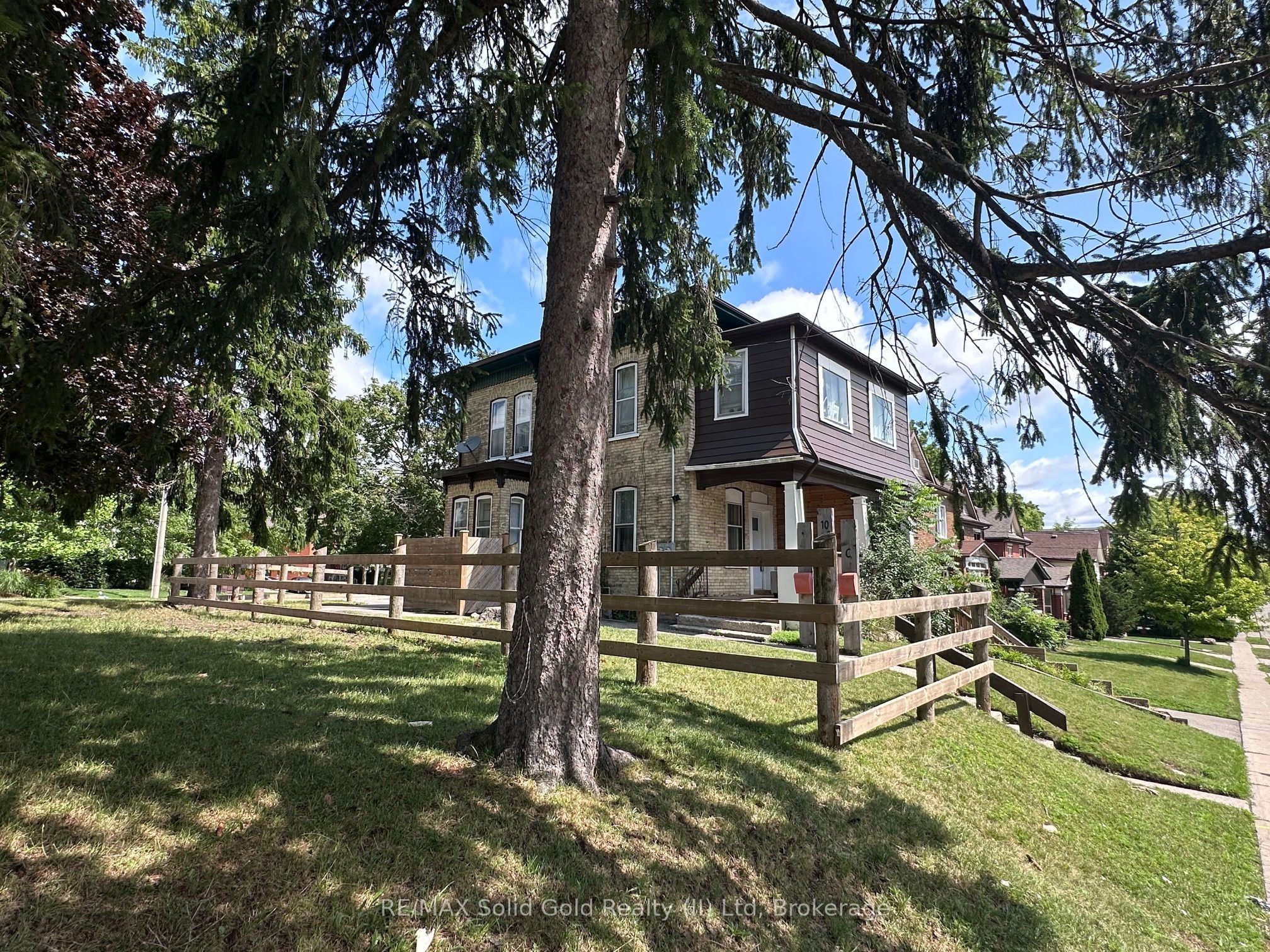 10 Shanley Street, Kitchener, ON N2H 5N8 photo 5