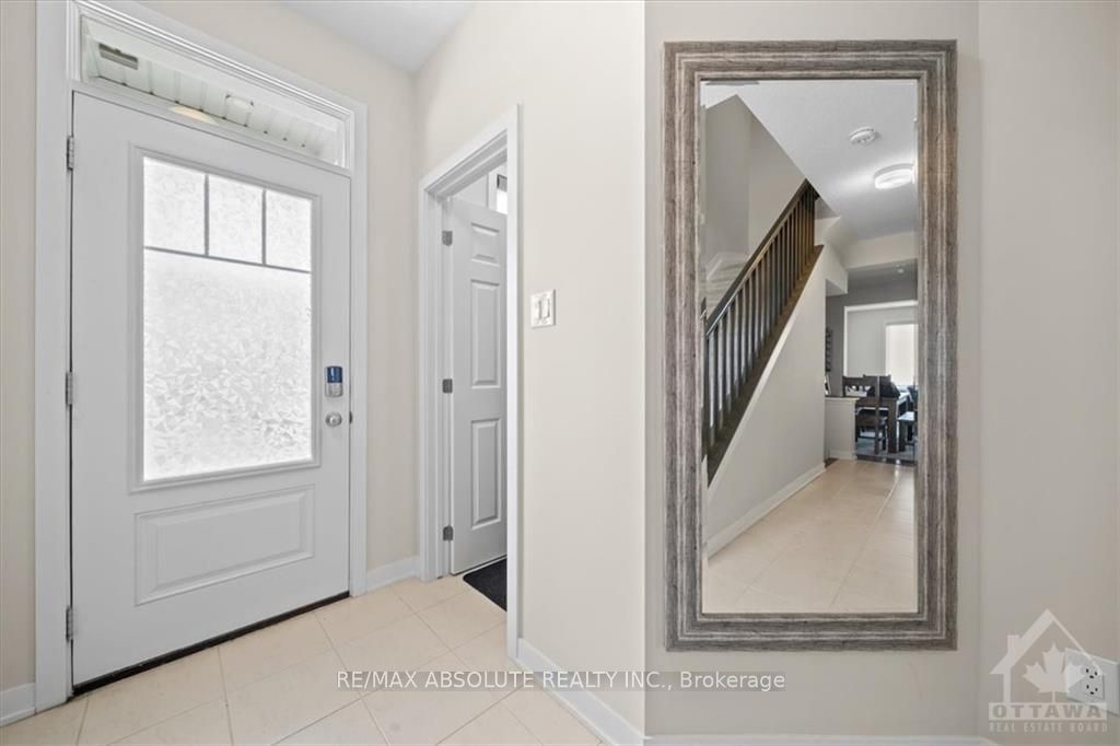 235 BILLRIAN Crescent, Stittsville - Munster - Richmond, ON K2S 3A5 photo 3
