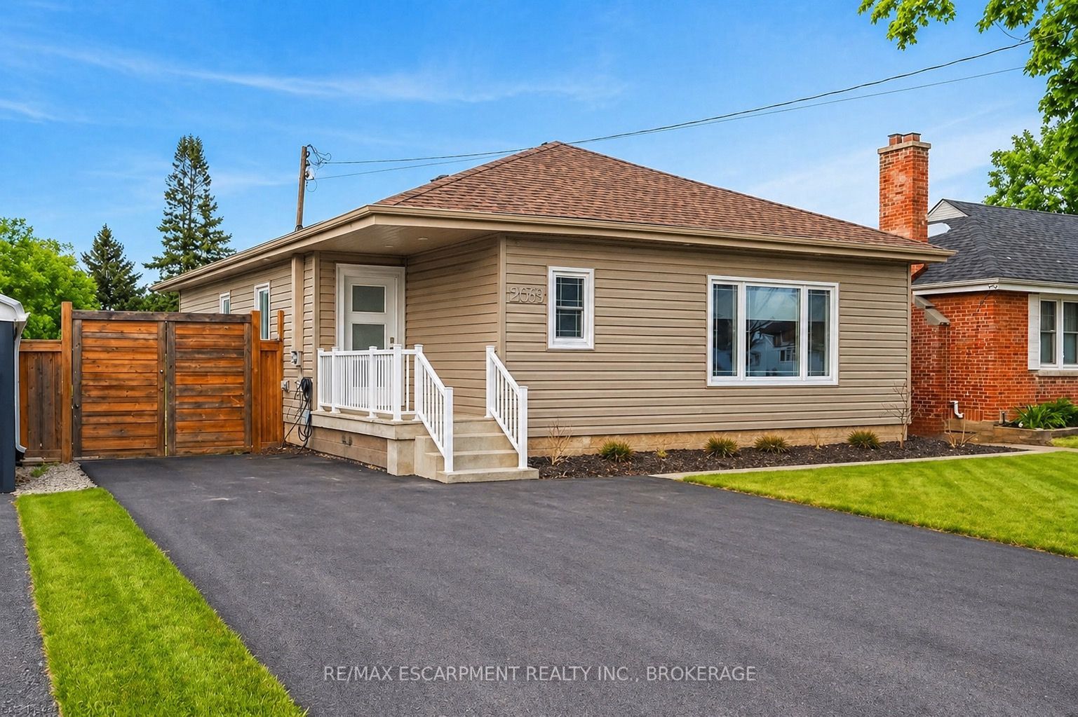 258 Sanatorium Road, Hamilton, ON L9C 1Z9 photo 3