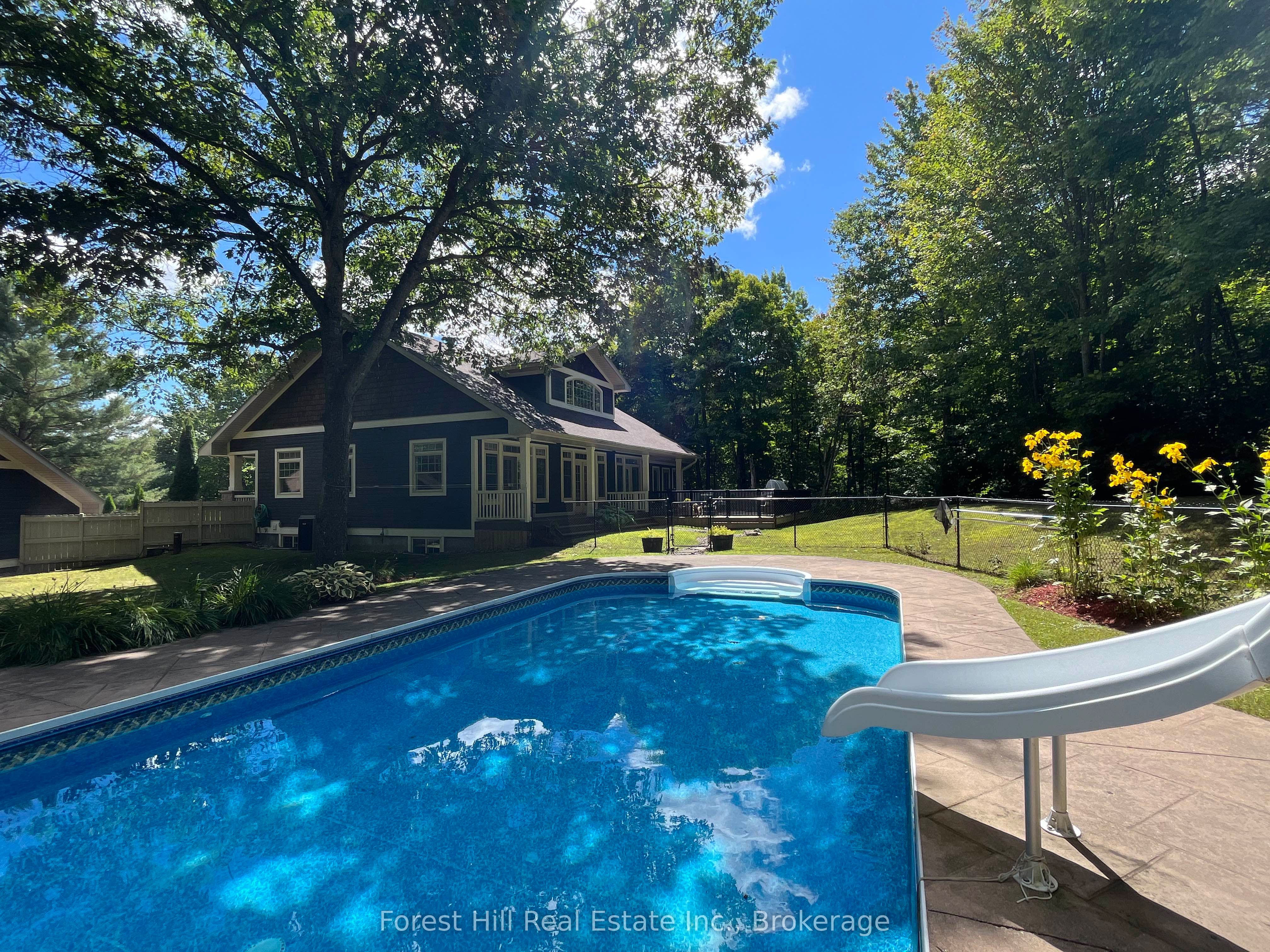 1474 Etwell Road, Huntsville, ON P1H 2J2