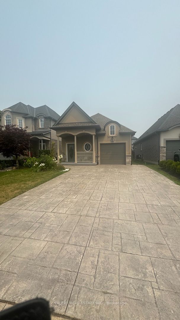 8446 Jennifer Crescent Lower, Niagara Falls, ON L2H 0J3