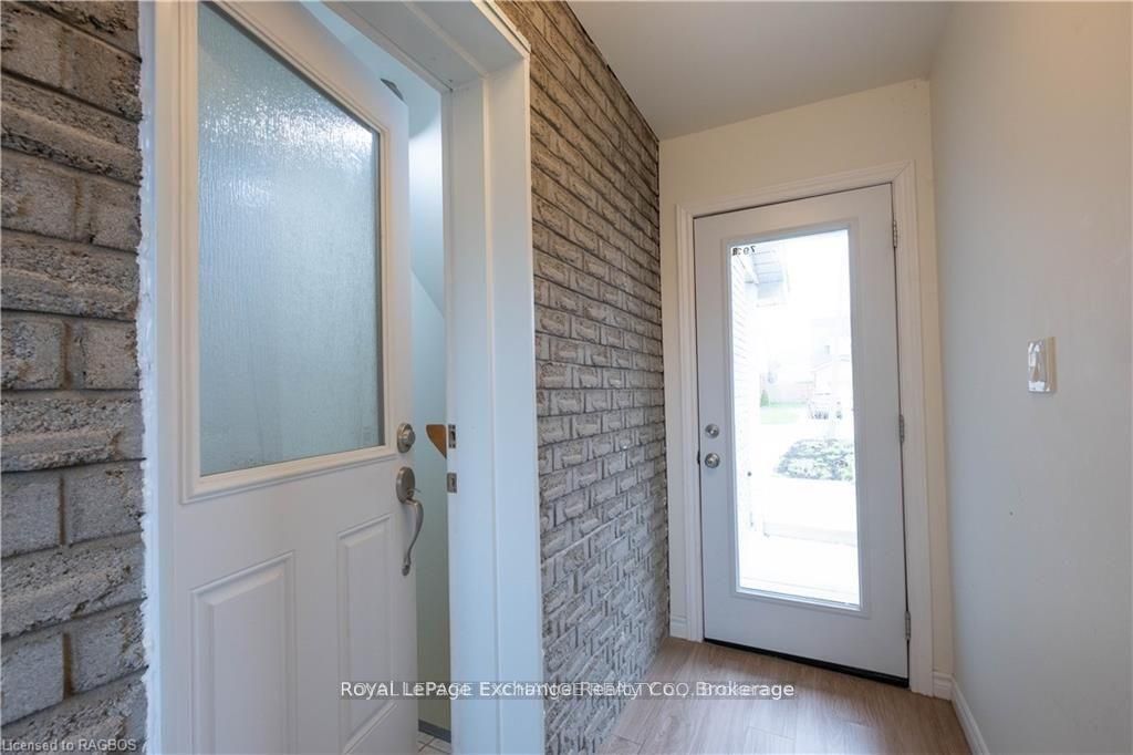 792 Mackendrick Drive, Kincardine, ON N2Z 3A5 photo 3