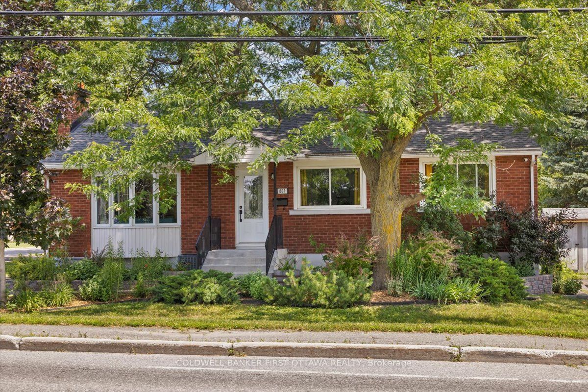 881 BLAIR Road, Beacon Hill North - South and Area, ON K1J 7M7