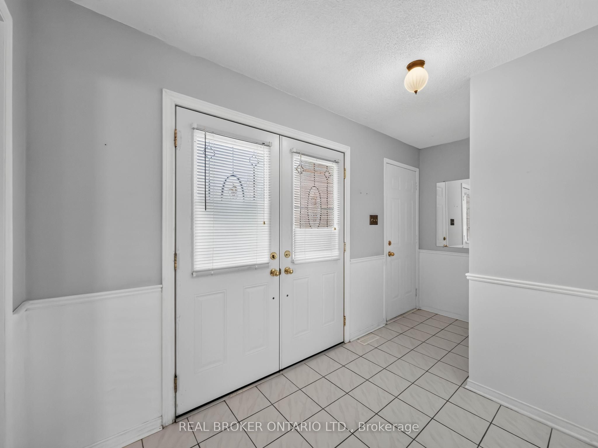 60 Attwood Drive, Cambridge, ON N1T 1L4 photo 4