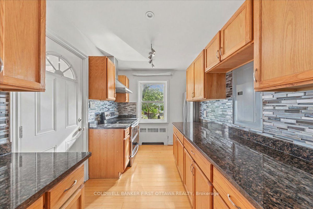 20 PRIMROSE Avenue, West Centre Town, ON K1R 6L6 photo 4