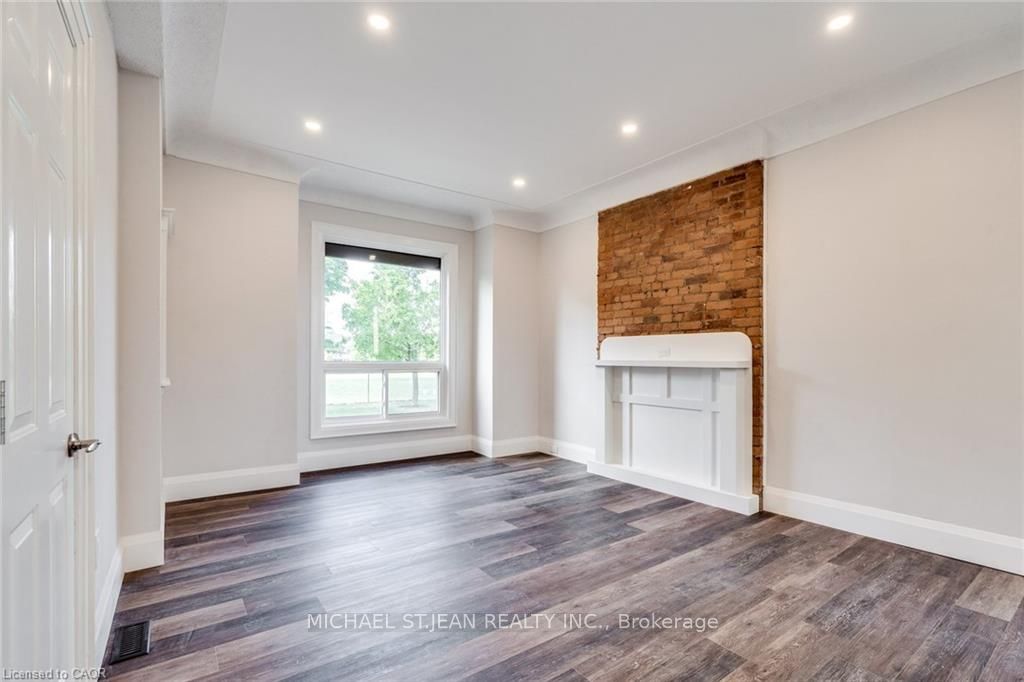 276 Sanford Avenue N 1, Hamilton, ON L8L 6A1 photo 2