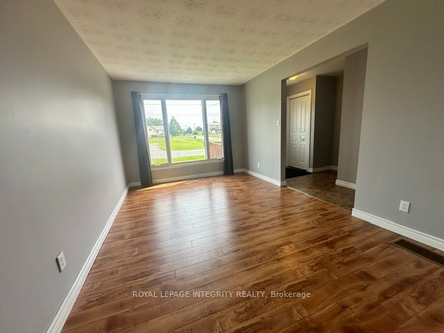 3150 Poirier Avenue, Cornwall, ON K6K 1C8 photo 5