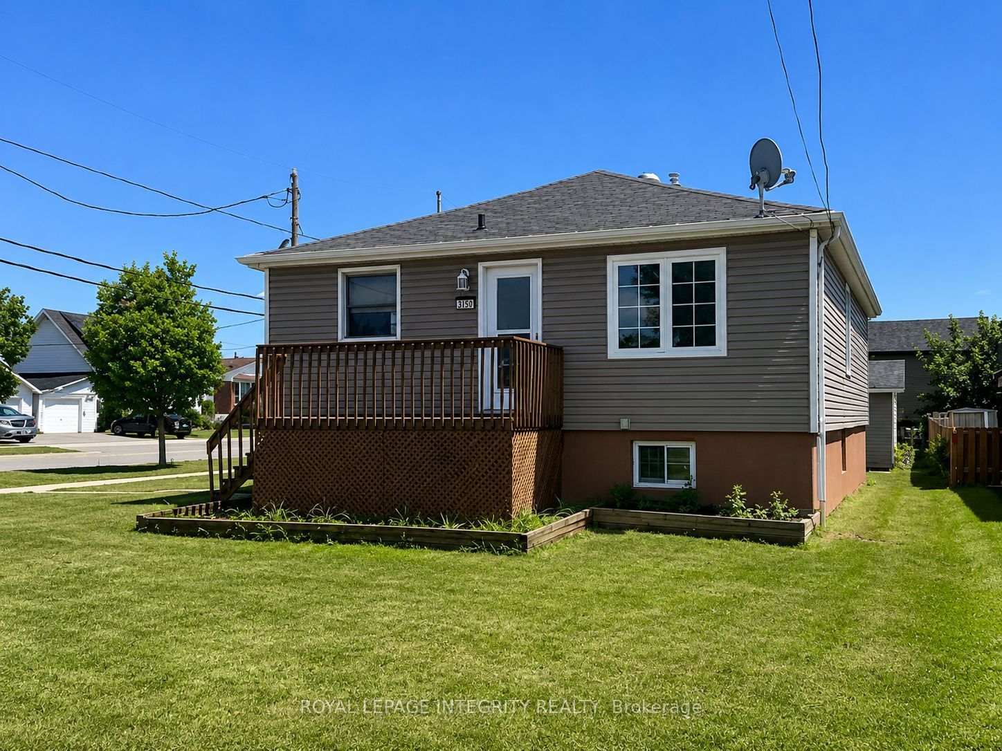 607 12th Street E, Cornwall, ON K6H 3B2 photo 2