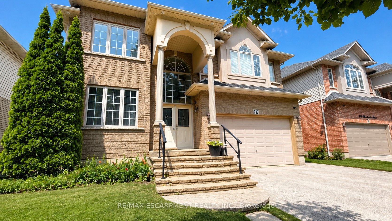 349 Braithwaite Avenue, Hamilton, ON L9G 5A7 photo 2