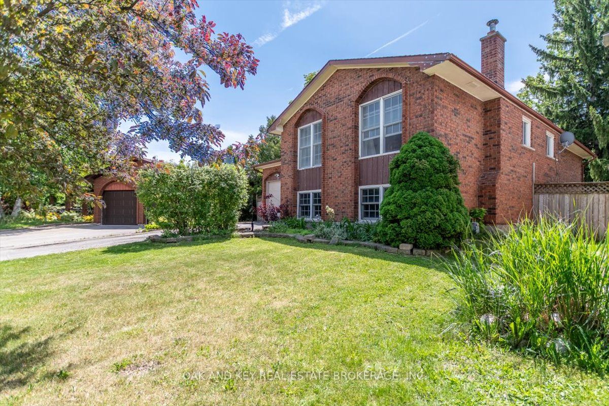 24 Harrow Court, London South, ON N6C 5A6 photo 2