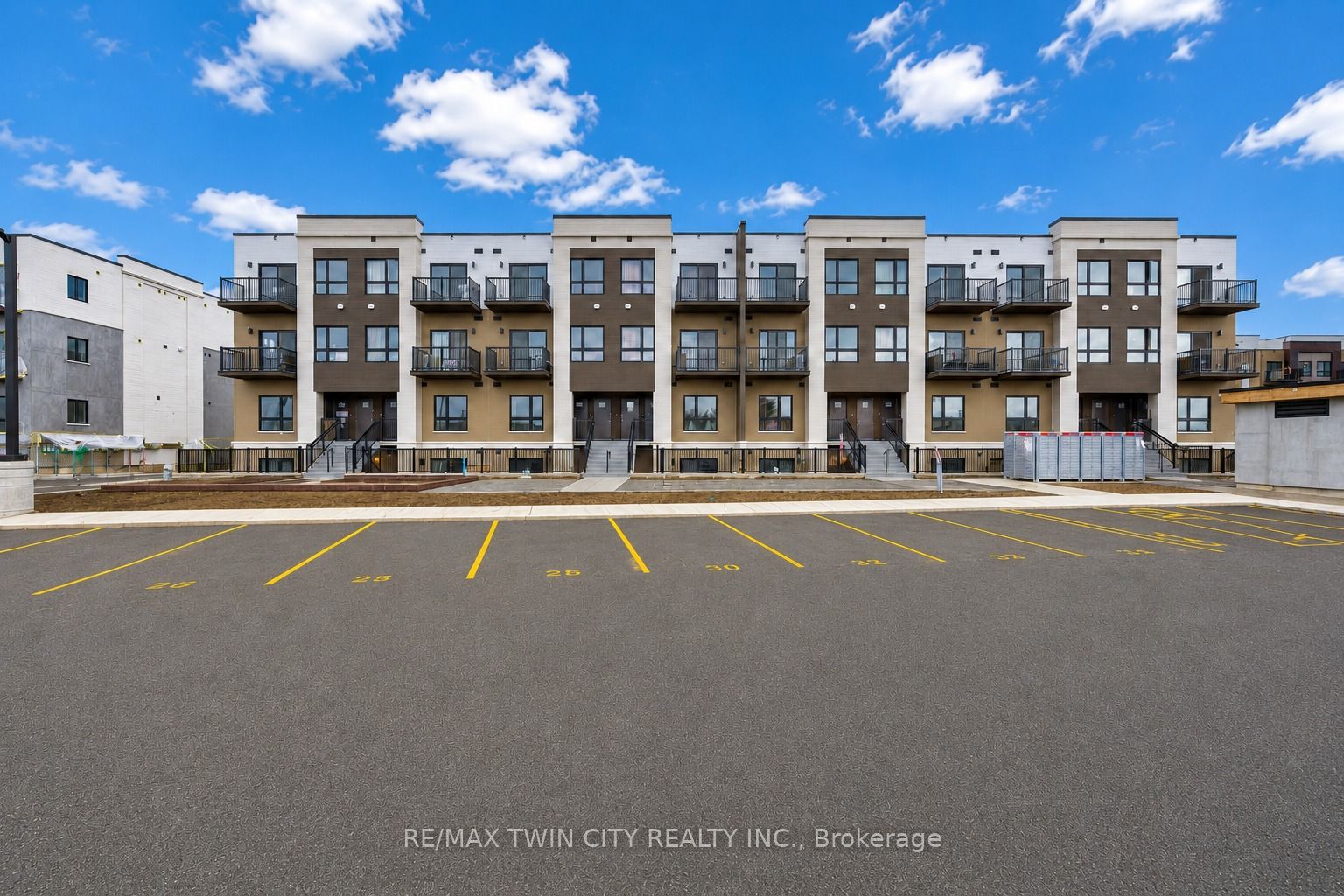 25 Palace Street Q24, Kitchener, ON N2E 3M6