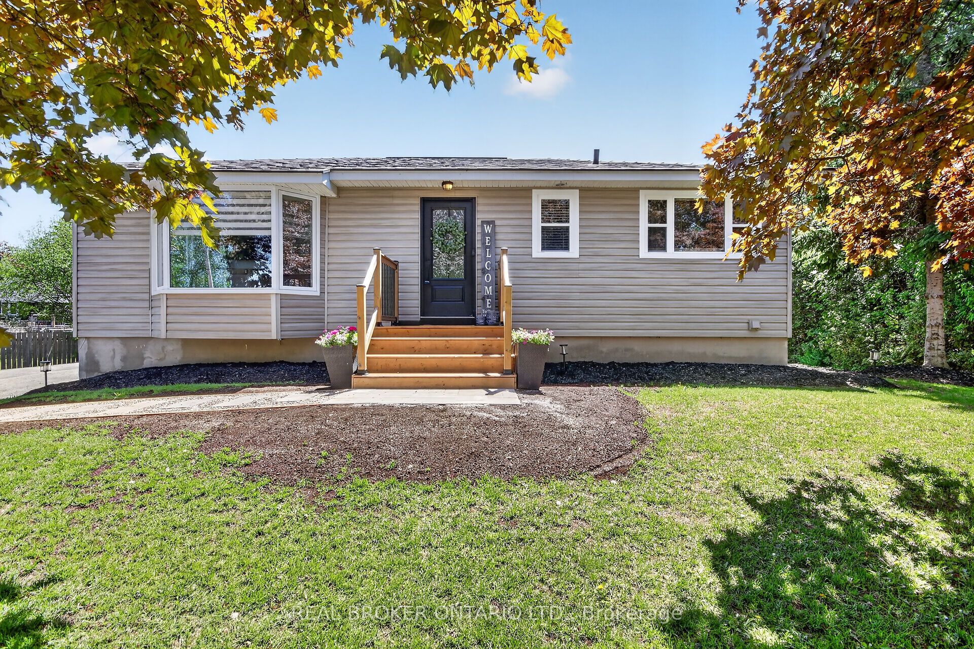 5626 Owen Street, Greely - Metcalfe - Osgoode - Vernon and Area, ON K0A 2W0