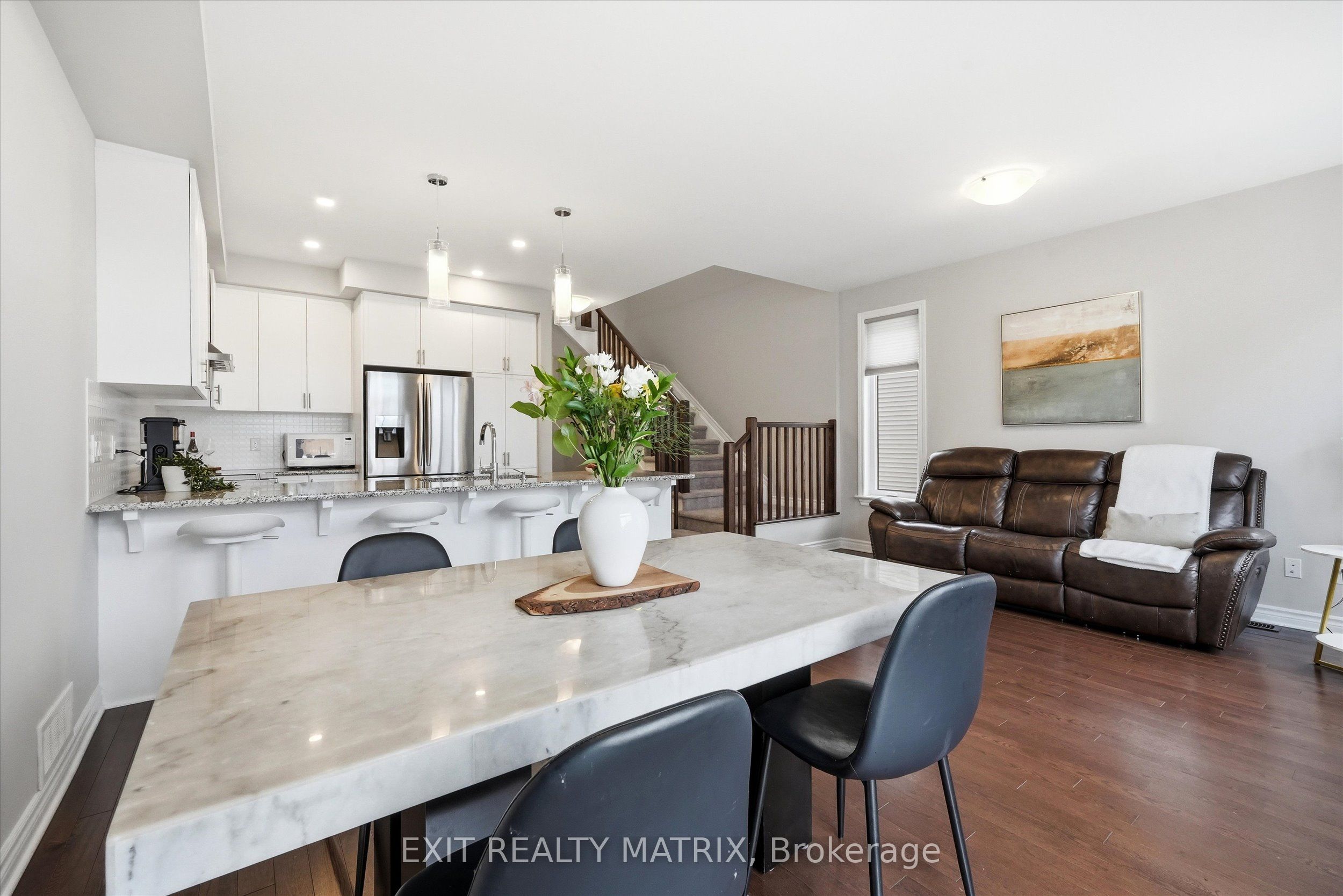 23 Duncanville Street, Russell, ON K4R 0E8 photo 5