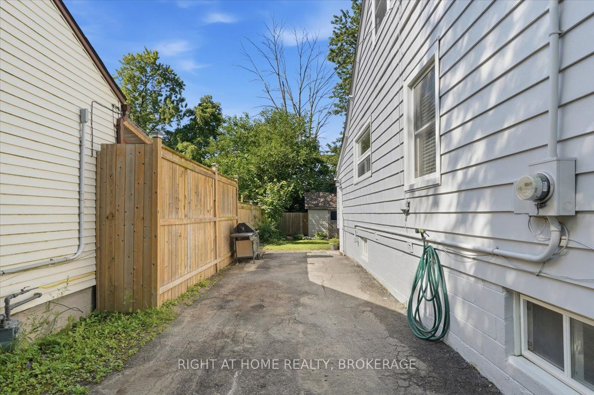 63 Plymouth Avenue, St. Catharines, ON L2R 2Y3 photo 5