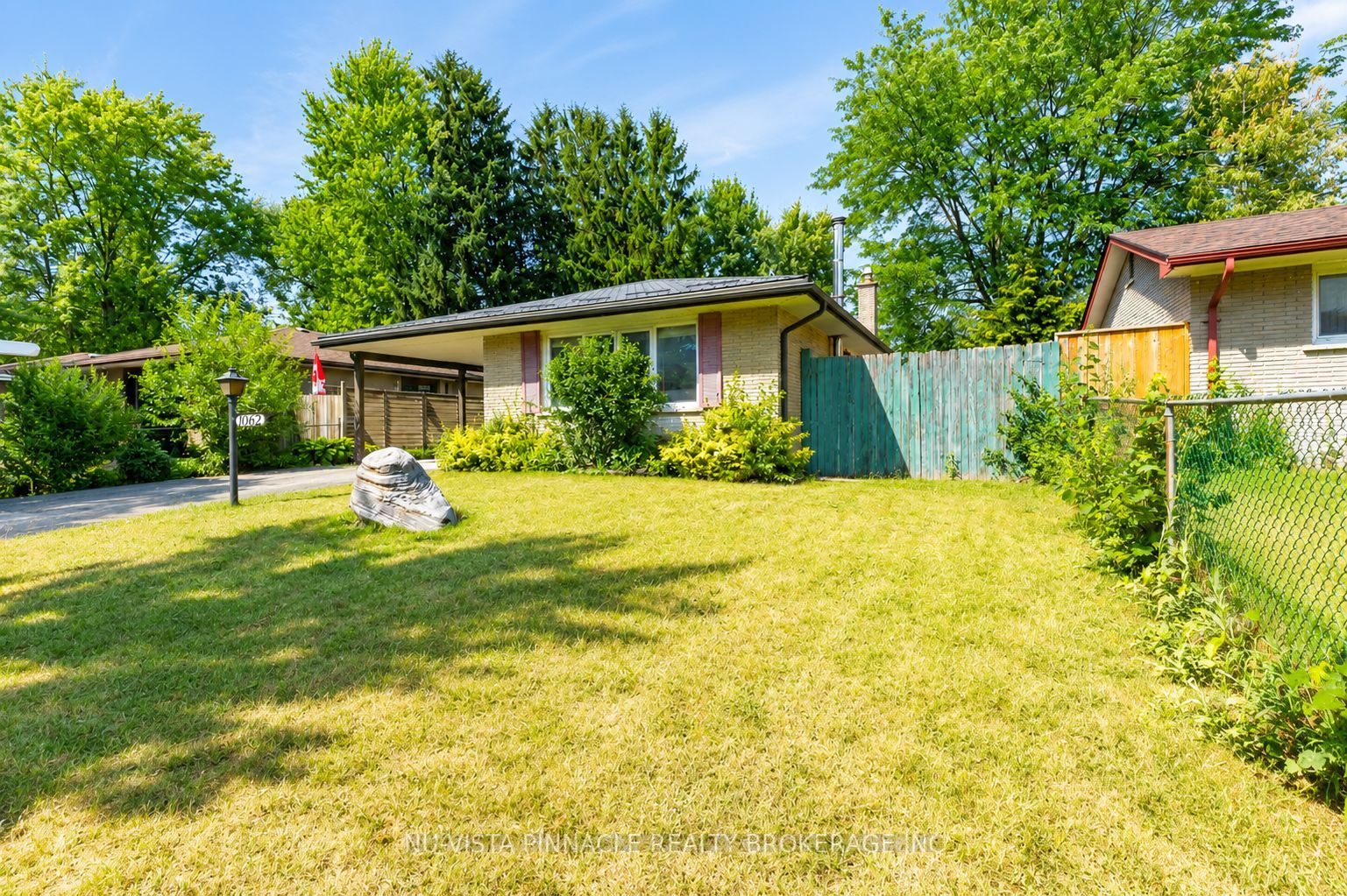 1062 Apache Road, London East, ON N5V 2W3 photo 2