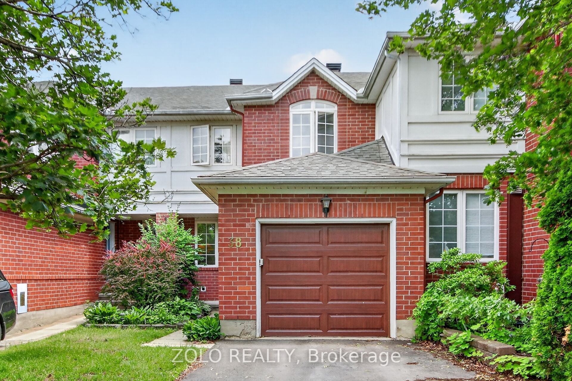 38 Central Park Drive, Carlington - Central Park, ON K2C 4A3 photo 3
