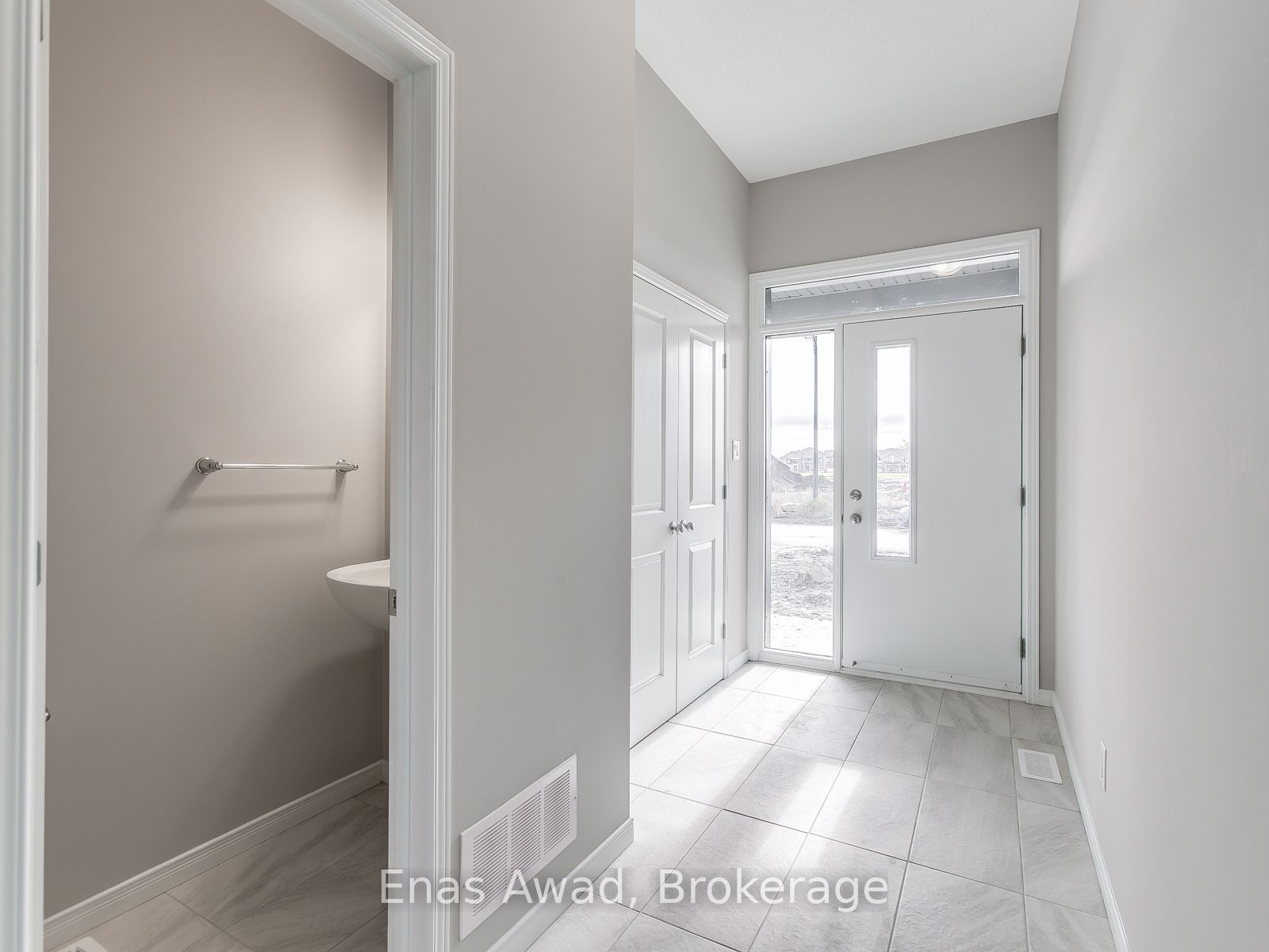 491 Cope Drive, Kanata, ON K2V 3P1 photo 3