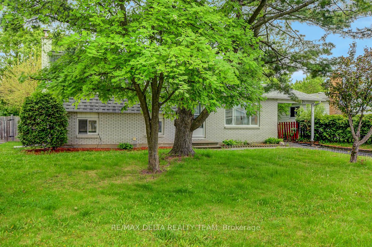 397 Phoenix Crescent, Orleans - Cumberland and Area, ON K1E 1V6 photo 3