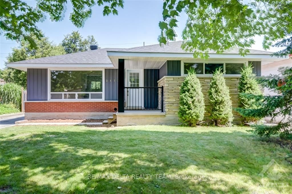 2173 BINGHAM Street A, Elmvale Acres and Area, ON K1G 2V6