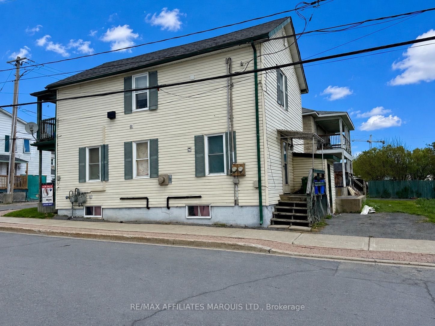 115 Prince Albert Street, Cornwall, ON K6H 1J4 photo 3