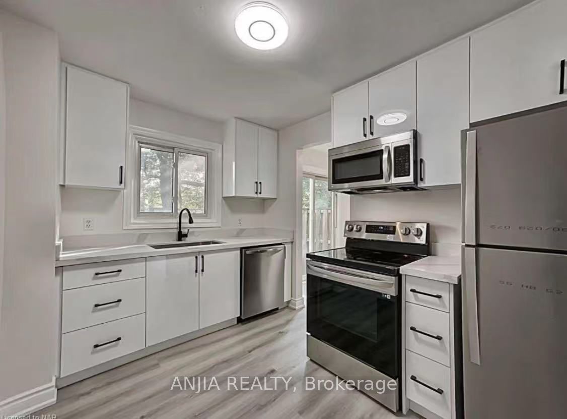 2 Weiden Street 31, St. Catharines, ON L2M 6W5 photo 3