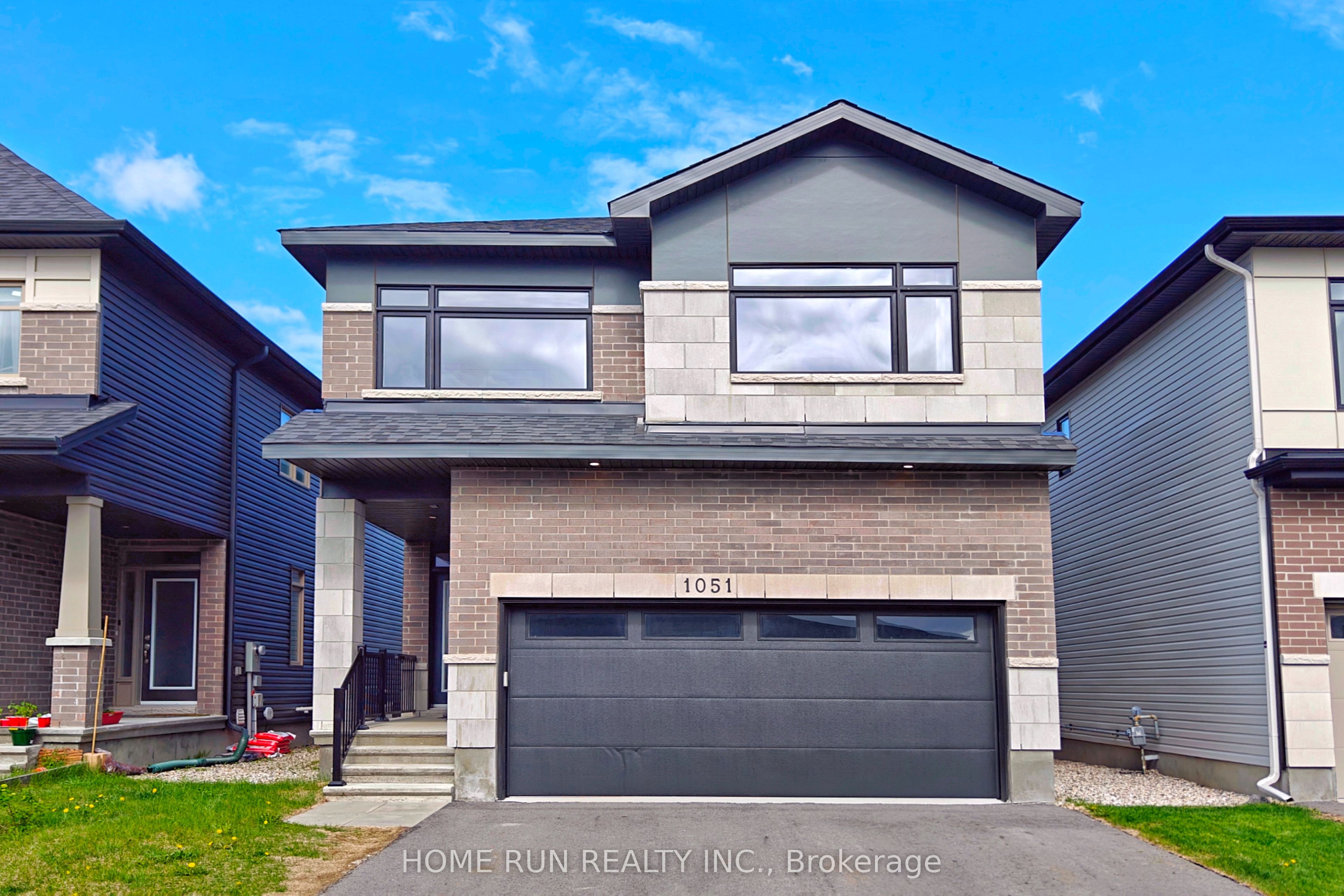 1051 HYDRANGEA Avenue, Blossom Park - Airport and Area, ON K4M 0L5