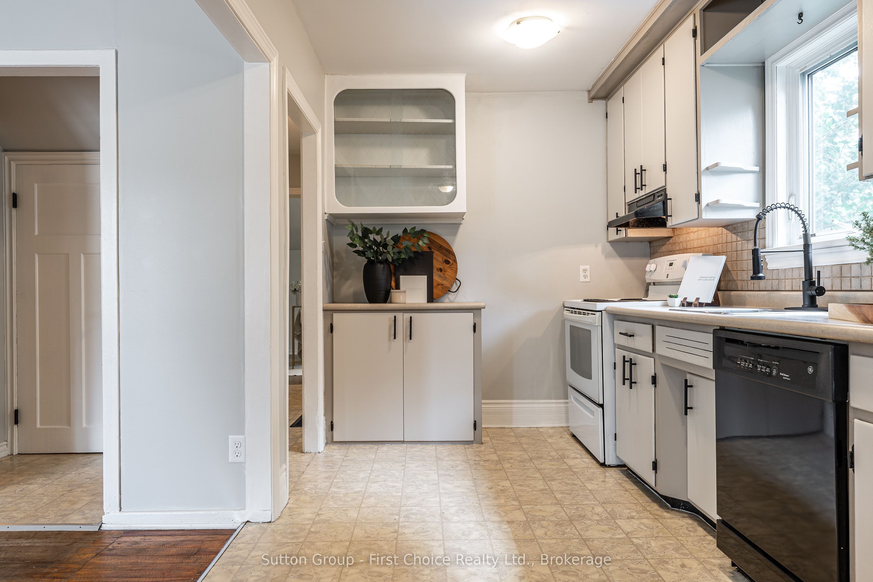 97 Brydges Street, Stratford, ON N5A 1R6 photo 4