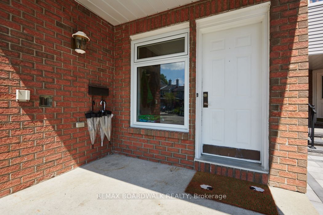 79 HUNTERS GLEN Crescent, Hunt Club - South Keys and Area, ON K1T 3R1 photo 4
