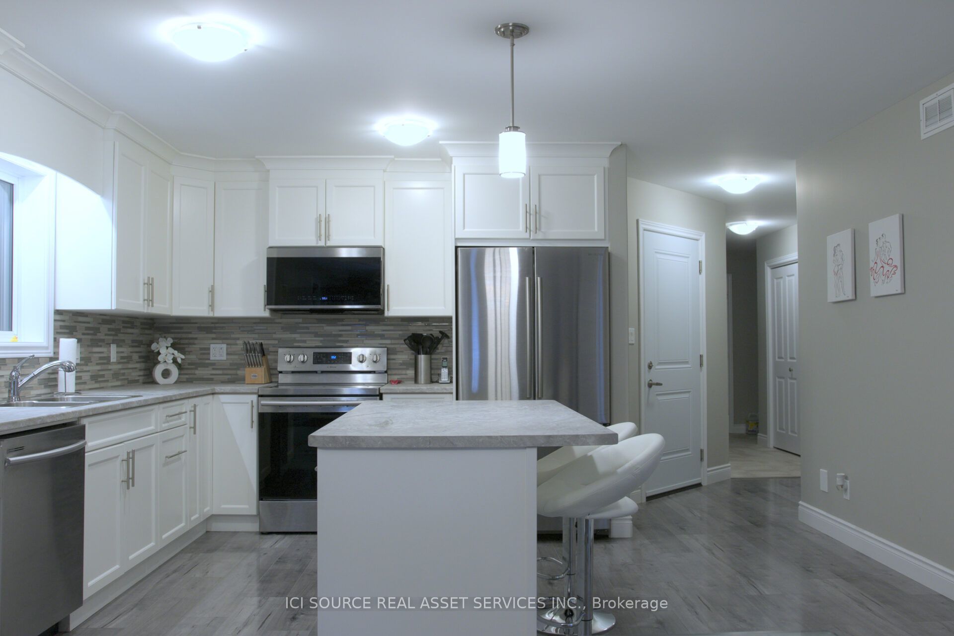 50 Deacon Place, Belleville, ON K8P 0G4 photo 4