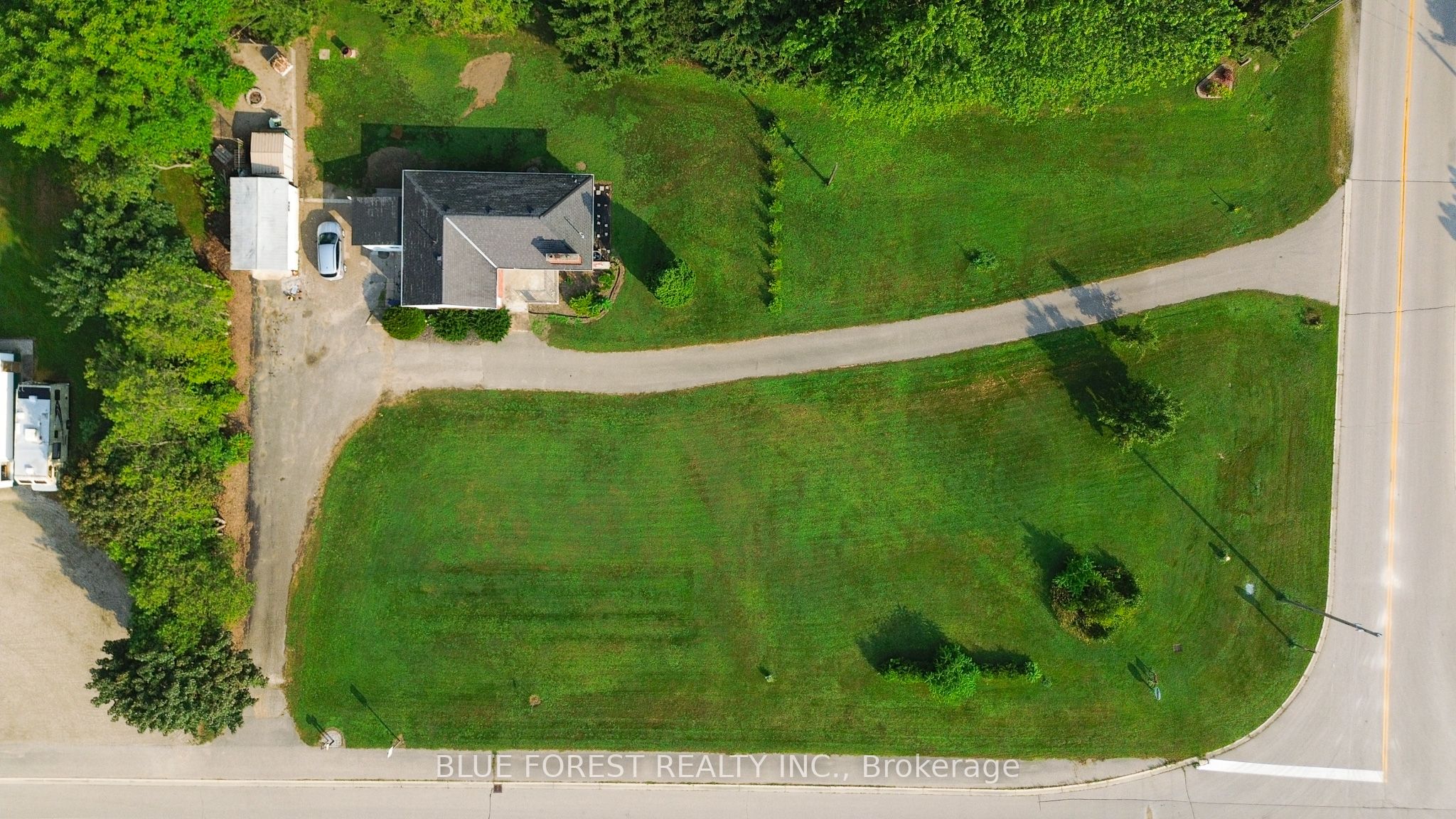 9385 Furnival Road, West Elgin, ON N0L 2C0 photo 2