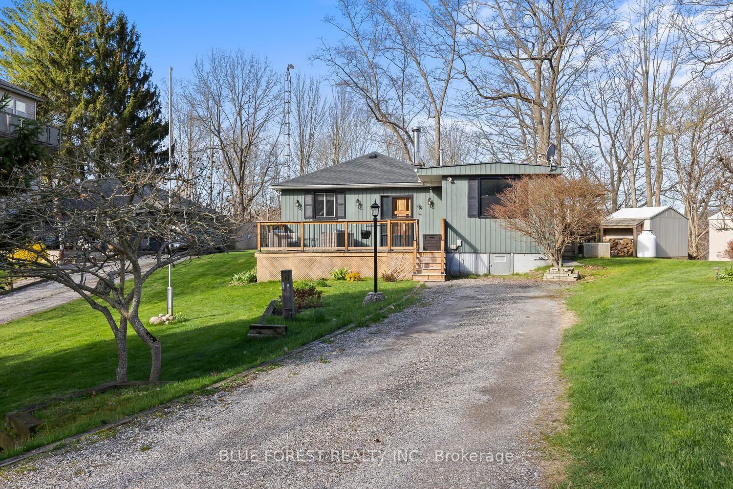 7365 FAIRVIEW Drive, Dutton/Dunwich, ON N0L 2M0 photo 5
