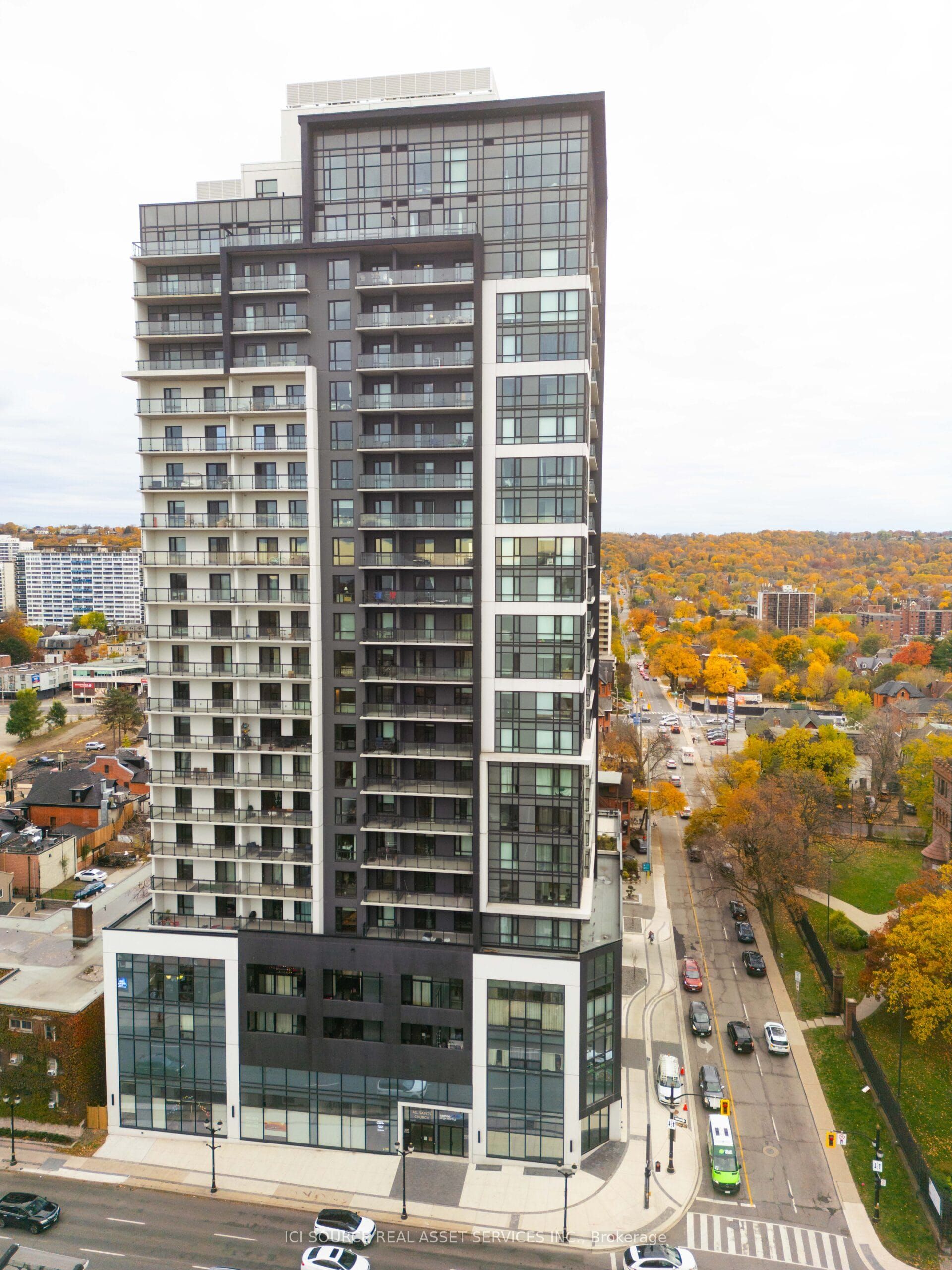 15 Queen Street S 1105, Hamilton, ON L8P 0C6 photo 5