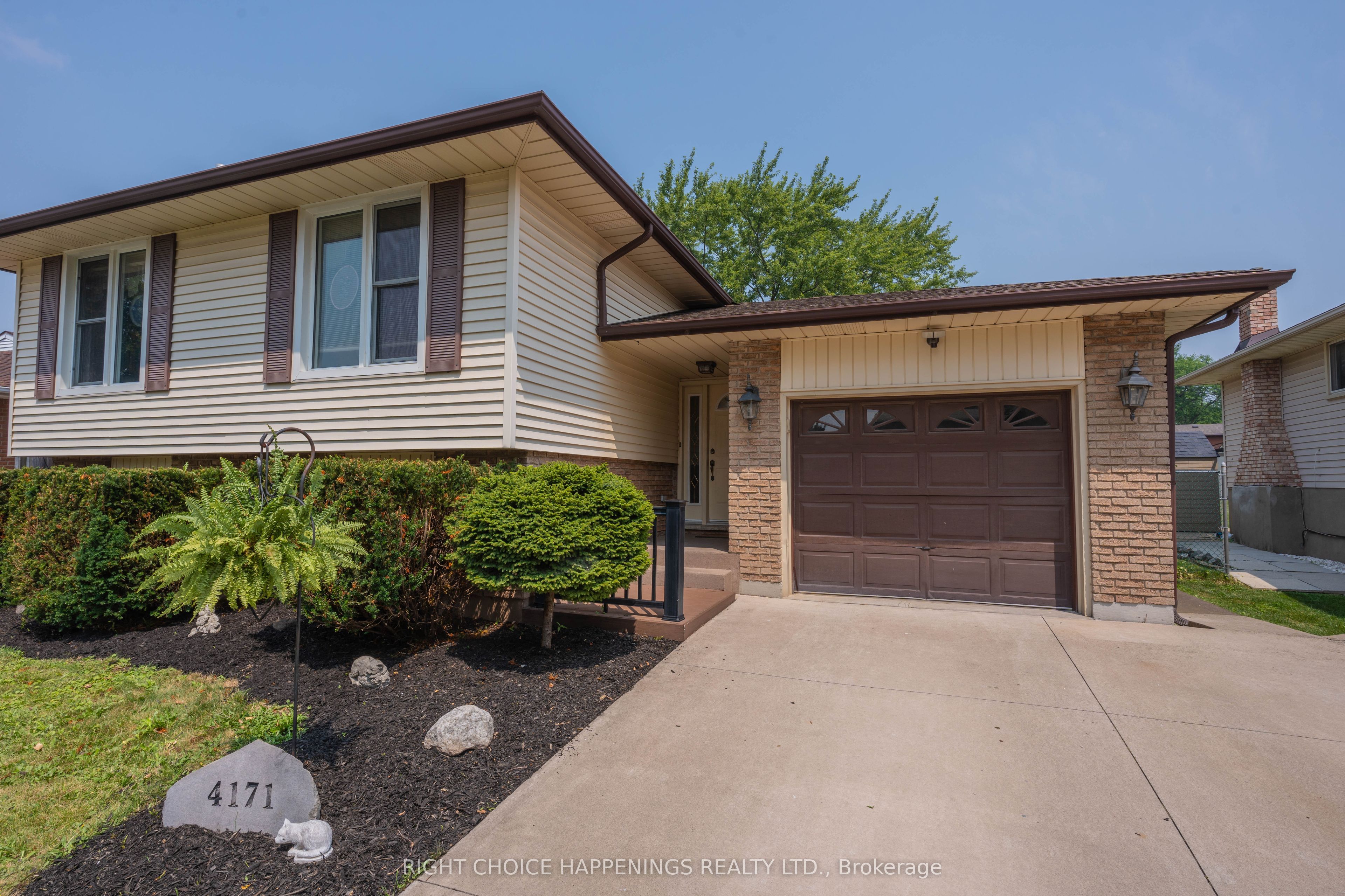 4171 Brookdale Drive, Niagara Falls, ON L2H 2A9 photo 3