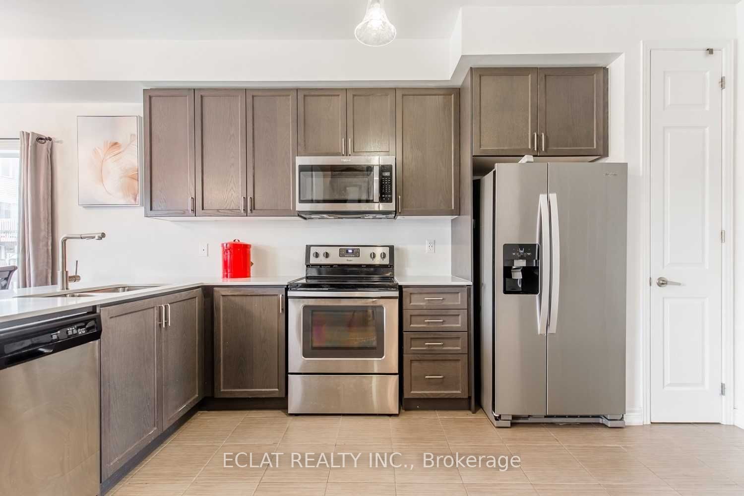82 Bradbury Road, Hamilton, ON L8J 0E4 photo 5