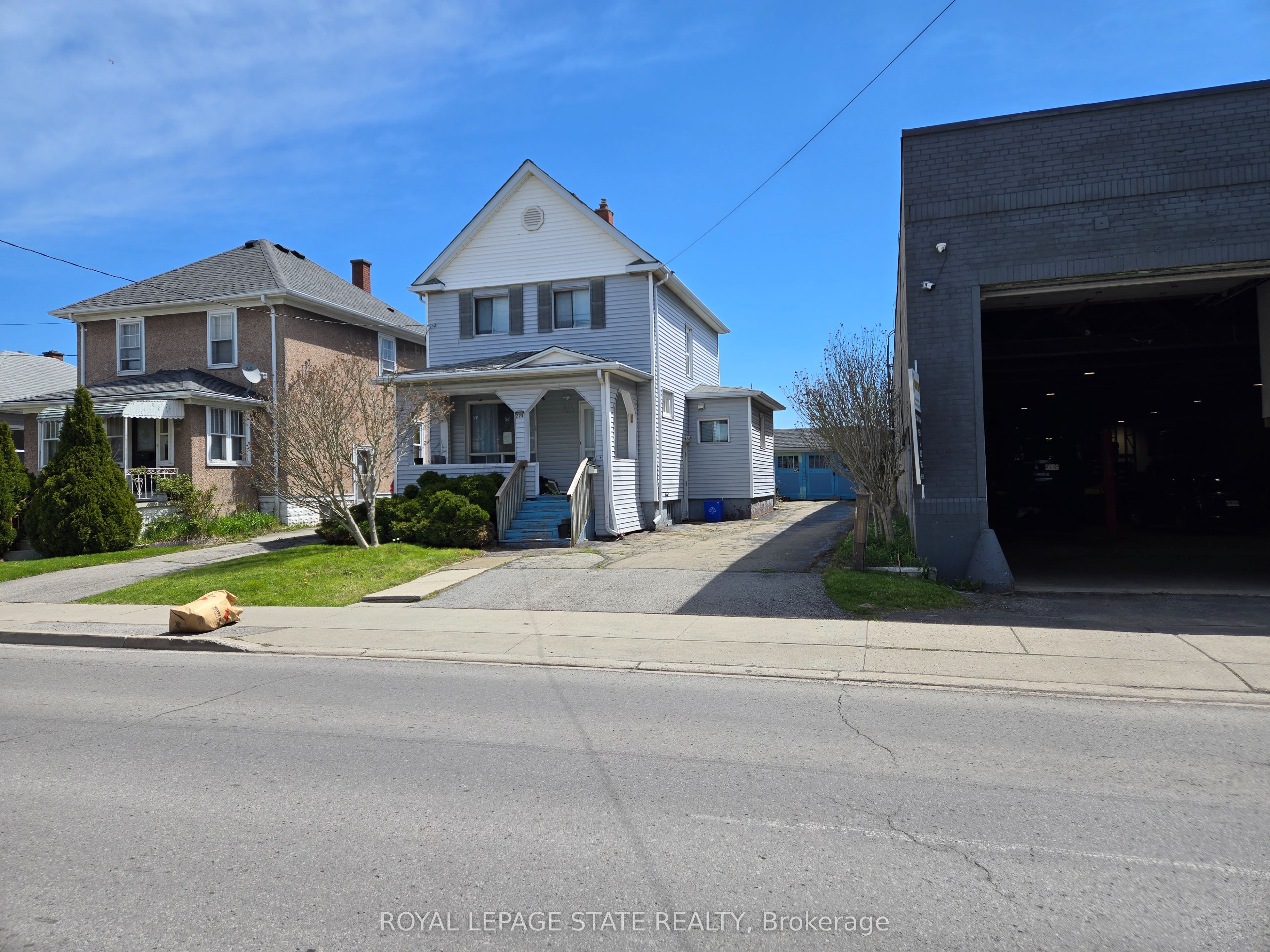 224 Burgar Street, Welland, ON L3B 2T4 photo 2