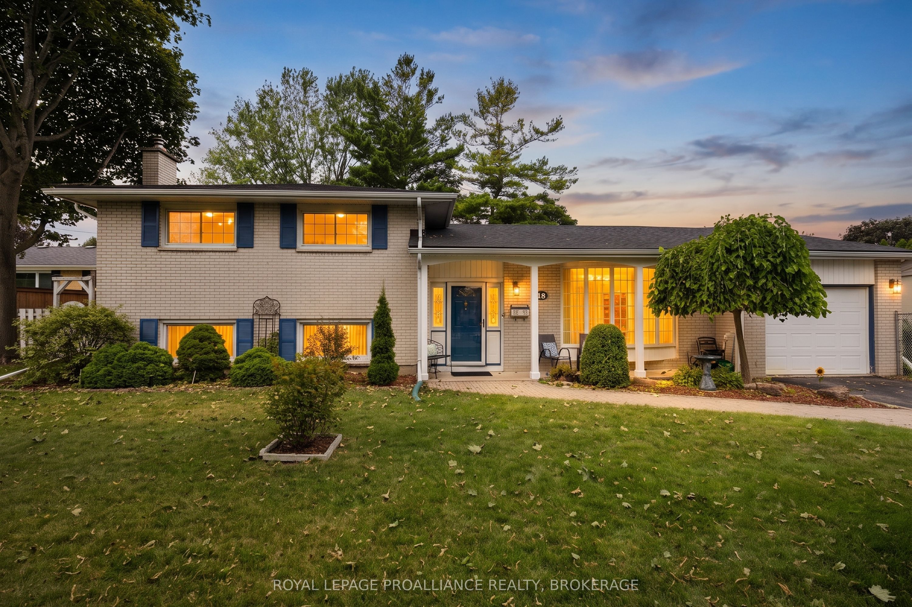 18 Casterton Avenue, Kingston, ON K7M 1R5 photo 4
