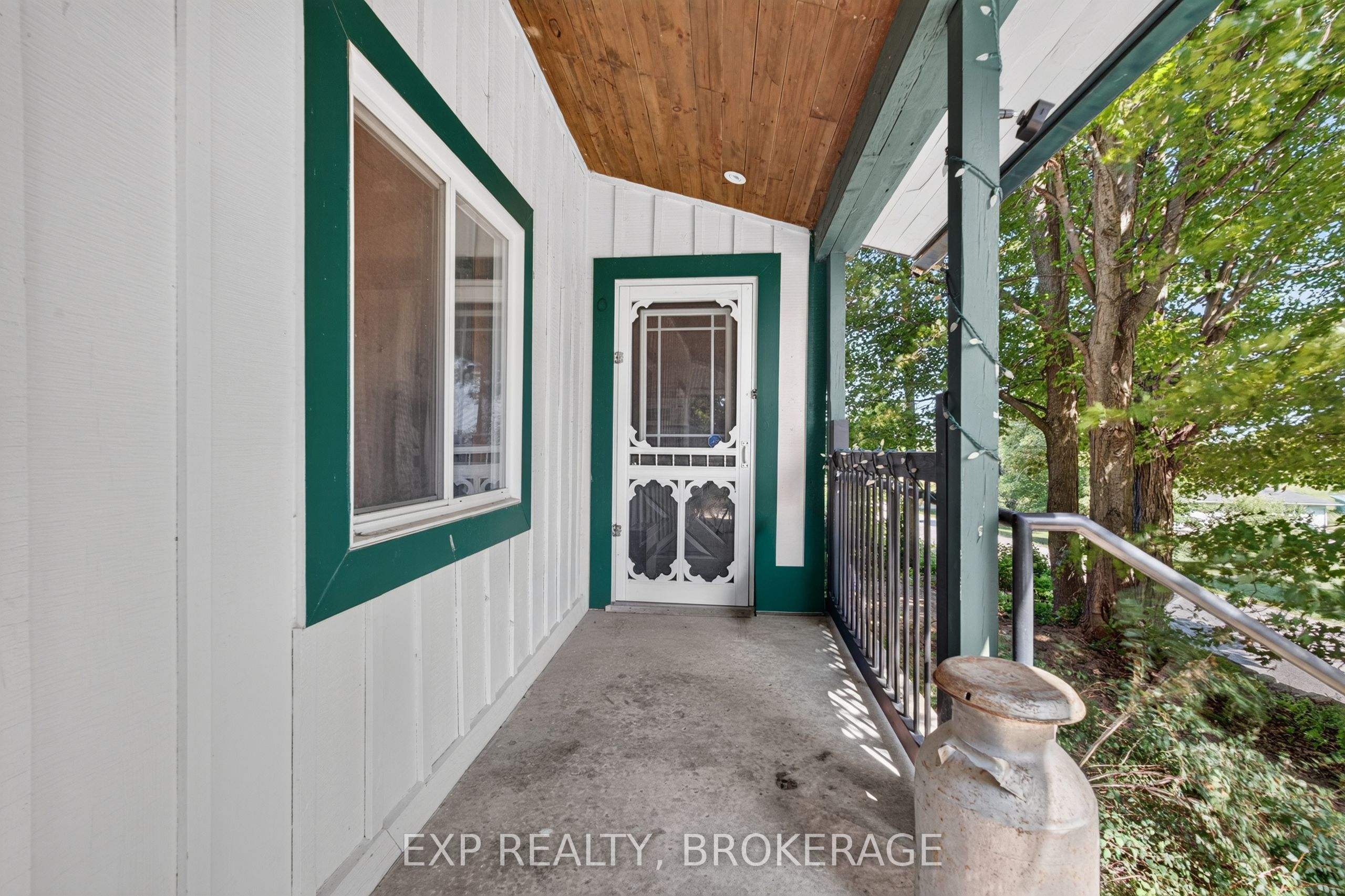 129 DULCEMAINE Road, Front of Leeds & Seeleys Bay, ON K0E 1L0 photo 5