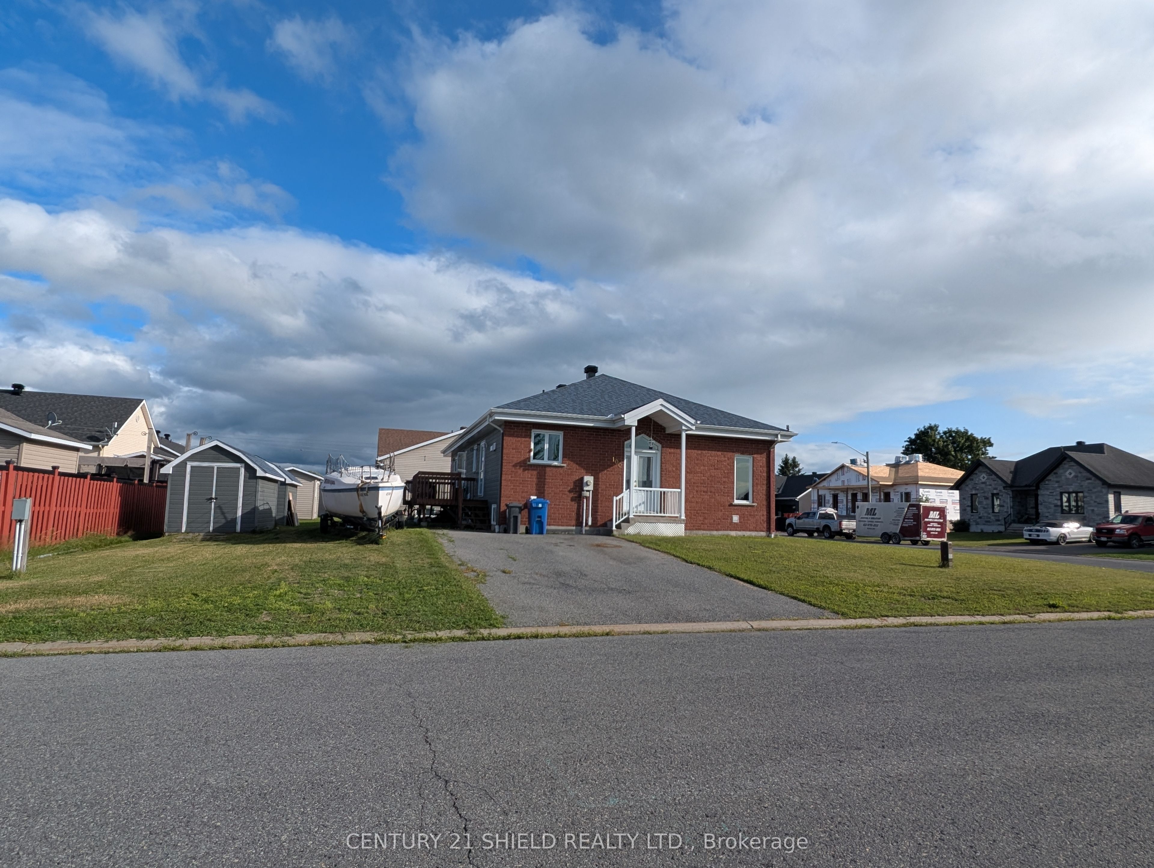 100 Richard Street, Alfred and Plantagenet, ON K0B 1A0 photo 3