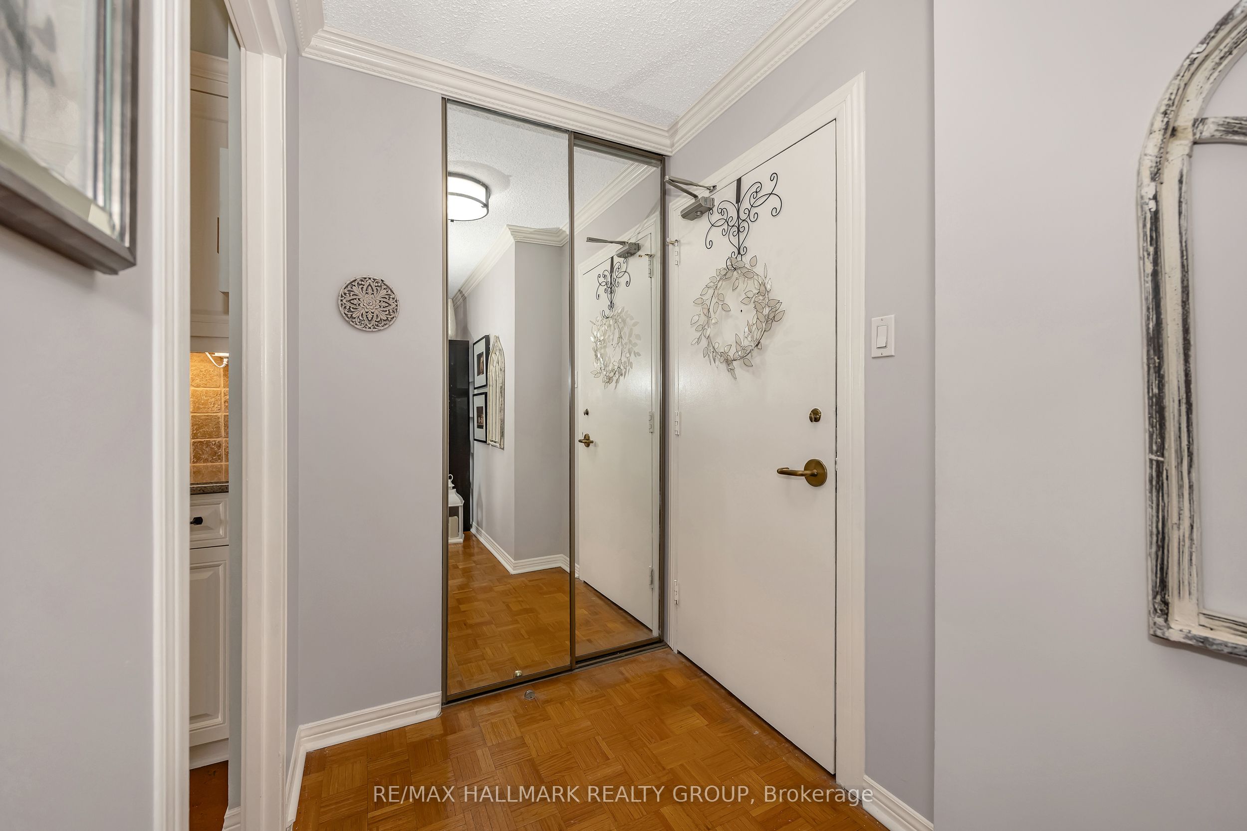 2625 Regina Street 1706, Britannia - Lincoln Heights and Area, ON K2B 5W8 photo 3