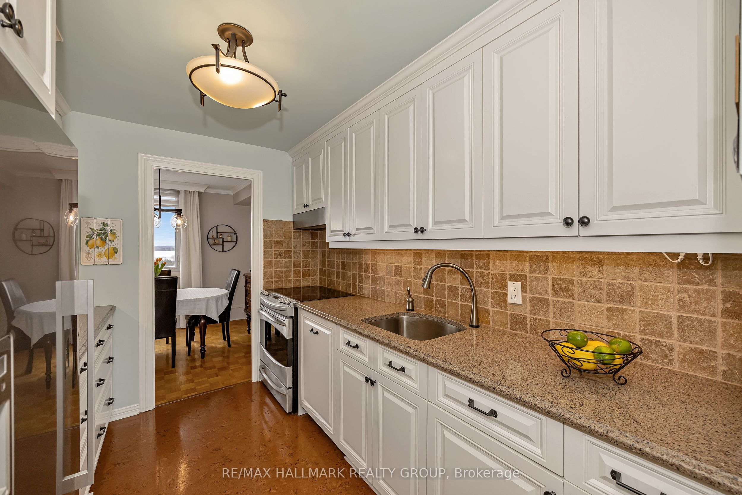 2625 Regina Street 1706, Britannia - Lincoln Heights and Area, ON K2B 5W8 photo 5