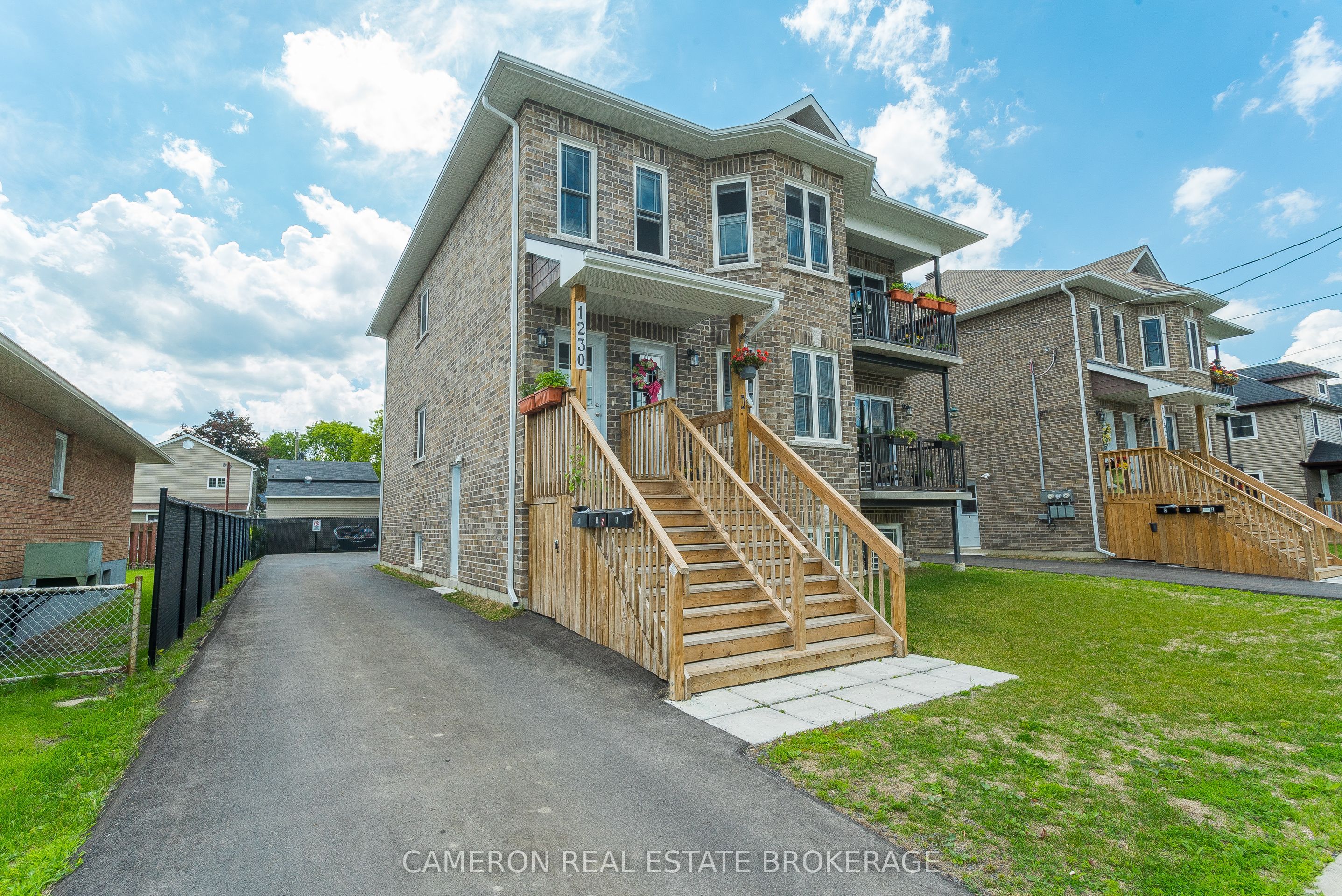 1230 Cumberland Street C, Cornwall, ON K6J 4K5 photo 2