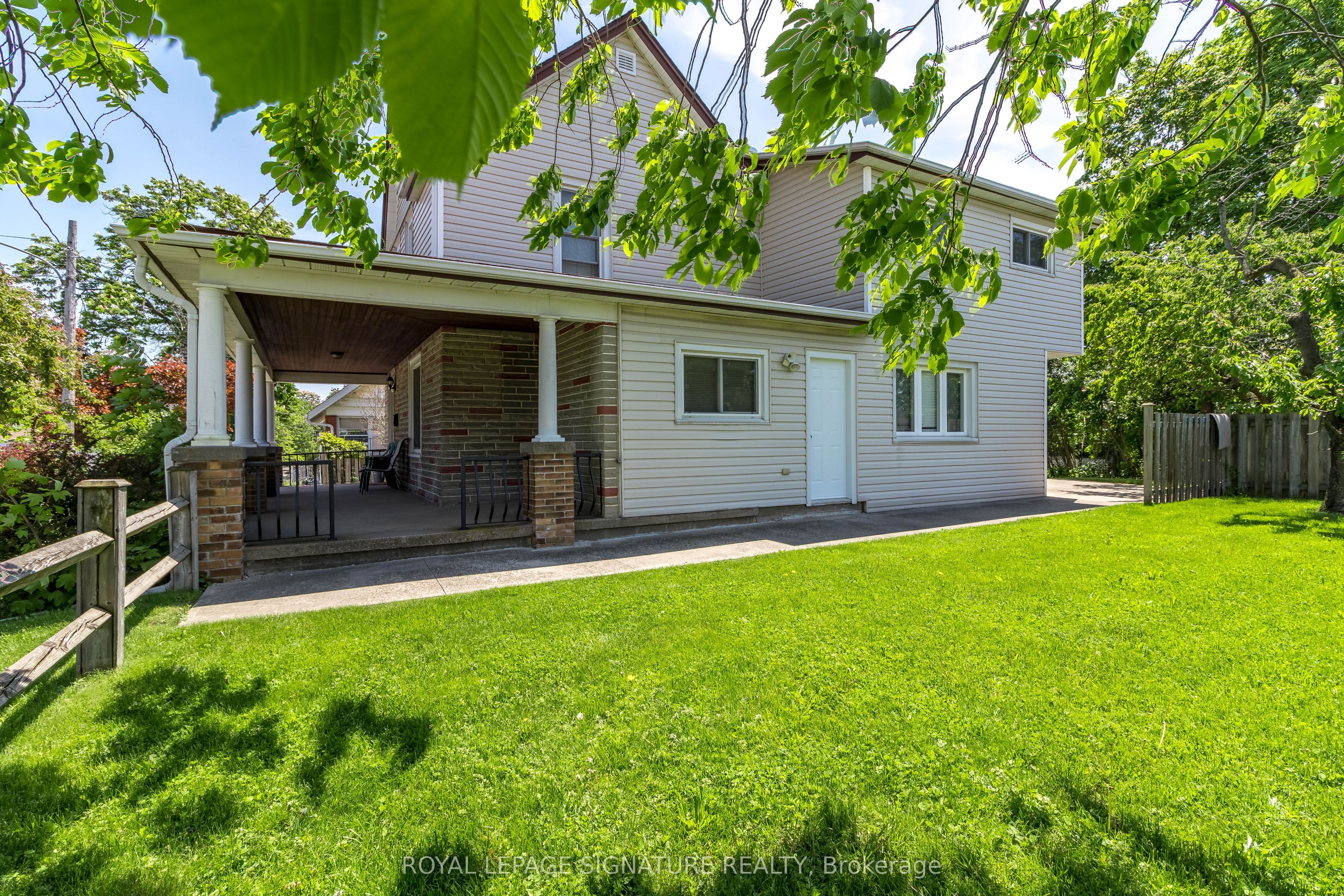 23 Sullivan Avenue, Thorold, ON L2V 2Y3 photo 3